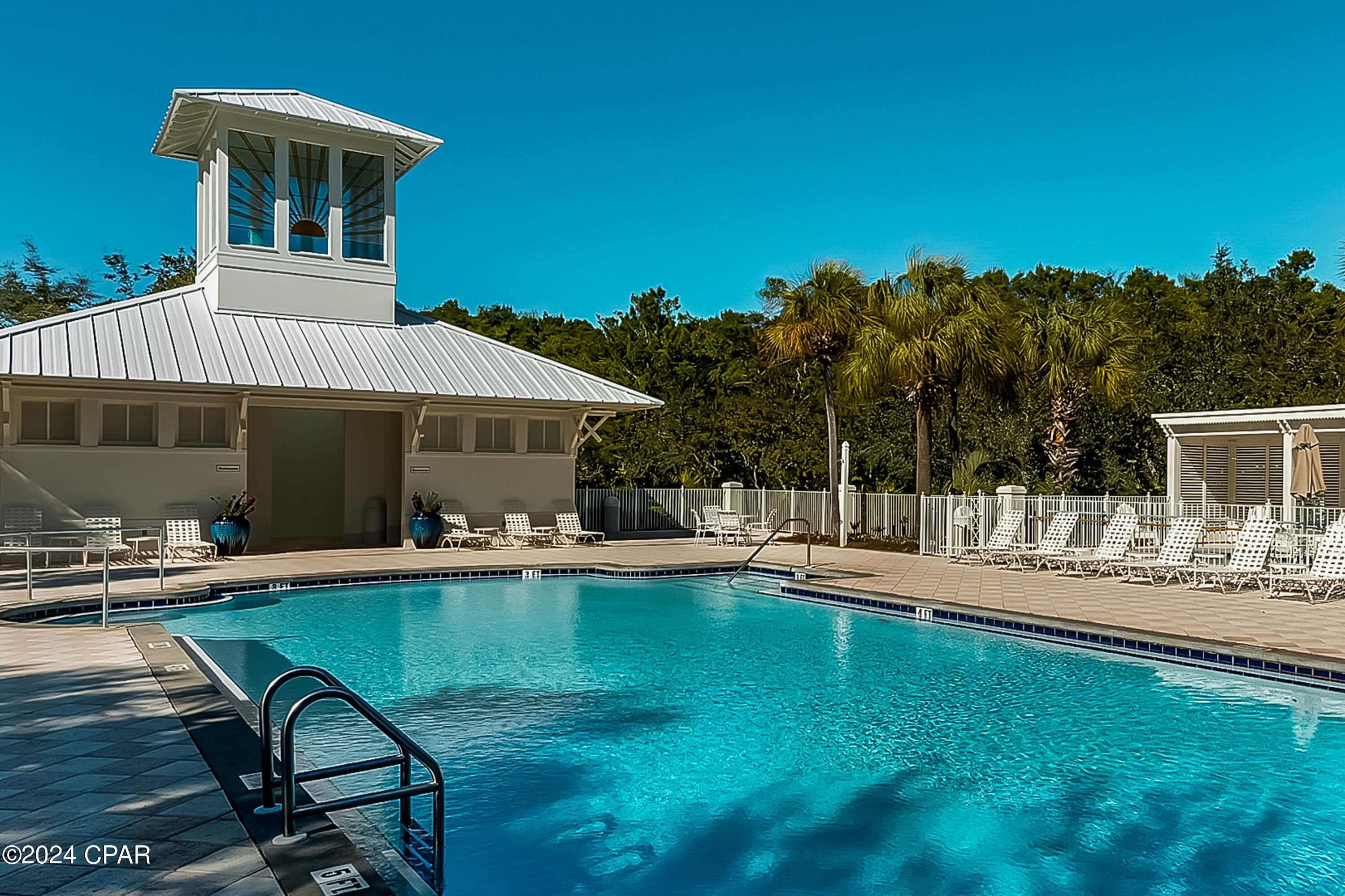 Image 36 For 282 Beachside Drive