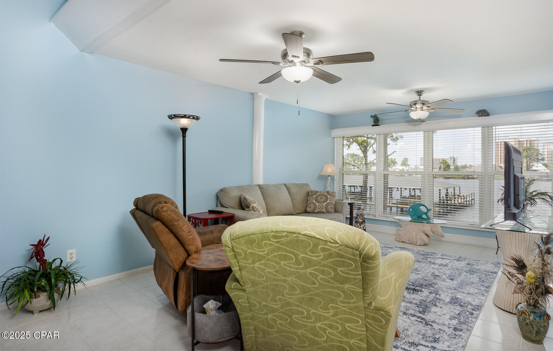 Image 11 For 7813 Lagoon Drive 8e