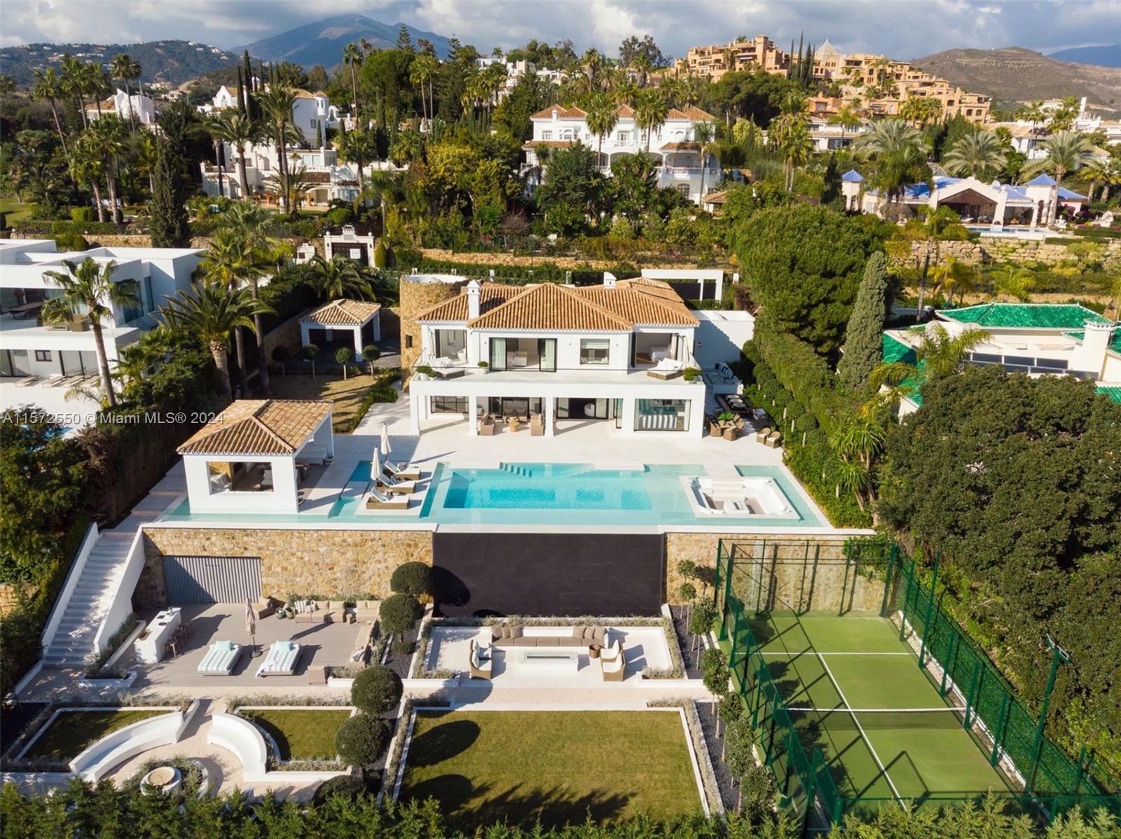 Casa à Venda em Marbella, FL