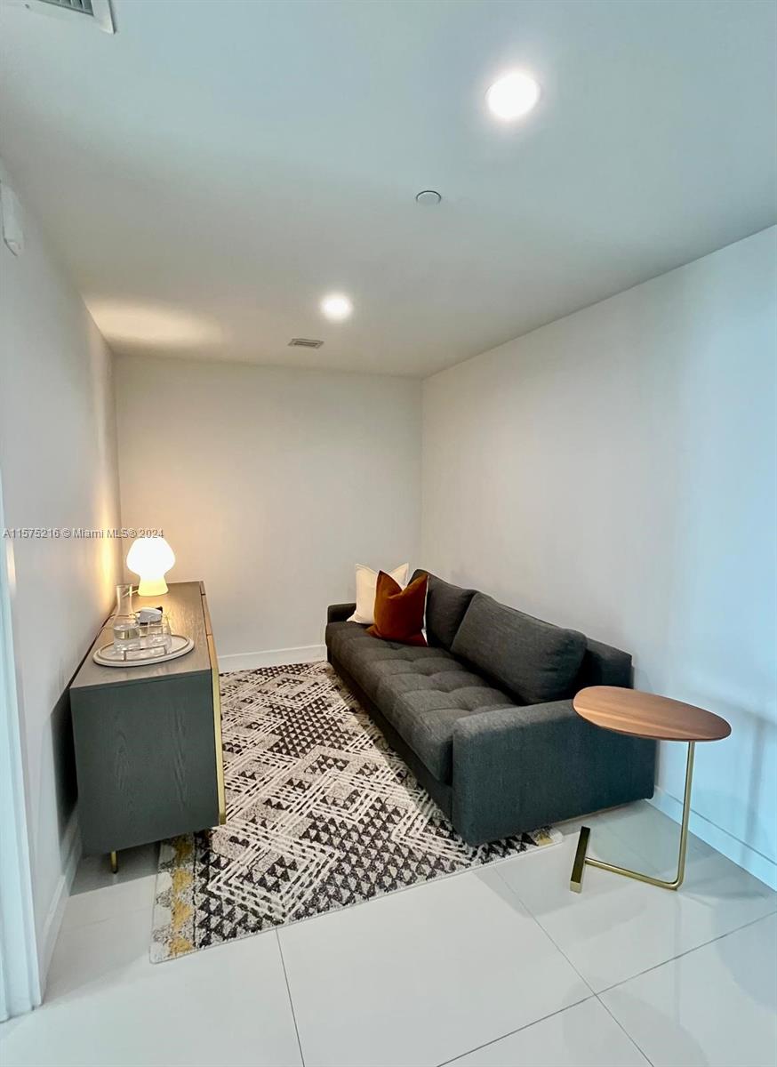 3131 NE 7th Ave #3003, Miami FL 33137