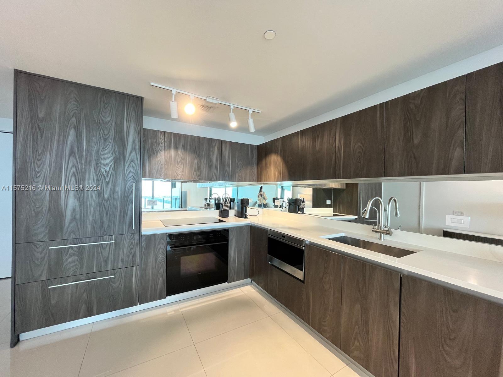 3131 NE 7th Ave #3003, Miami FL 33137