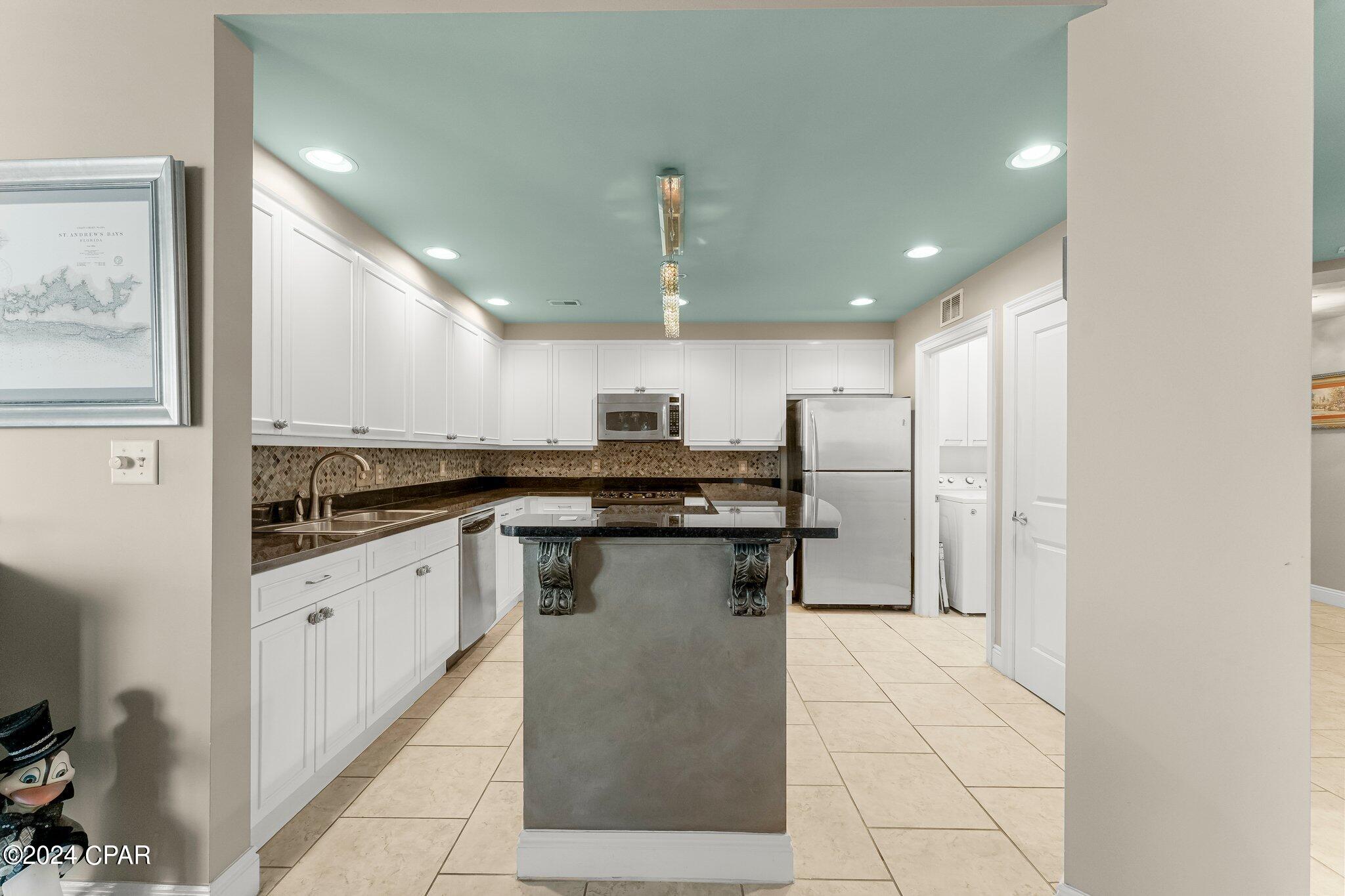 Image 8 For 6422 Hwy 98  501