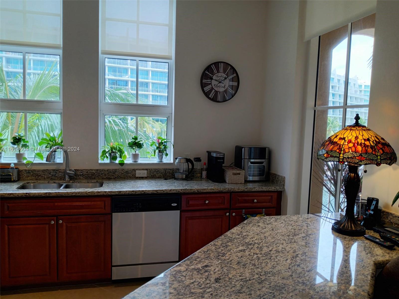 Property photo # 4