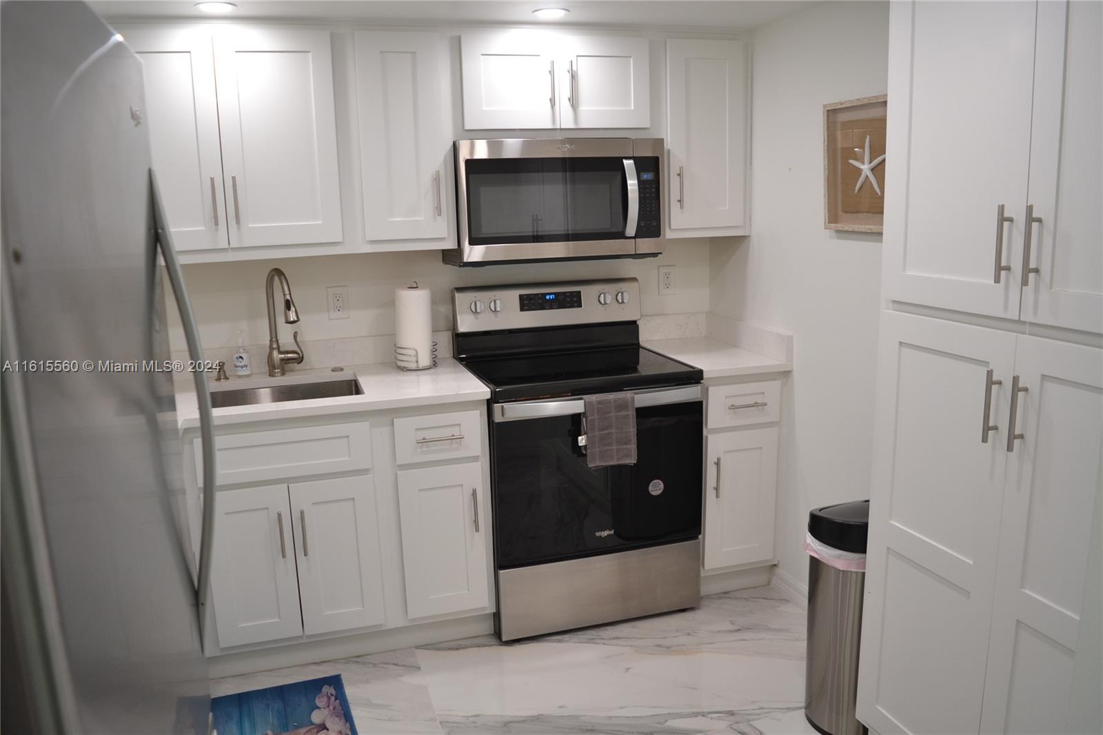 320 Seaview Court #2-1207, Marco Island, Florida image 1