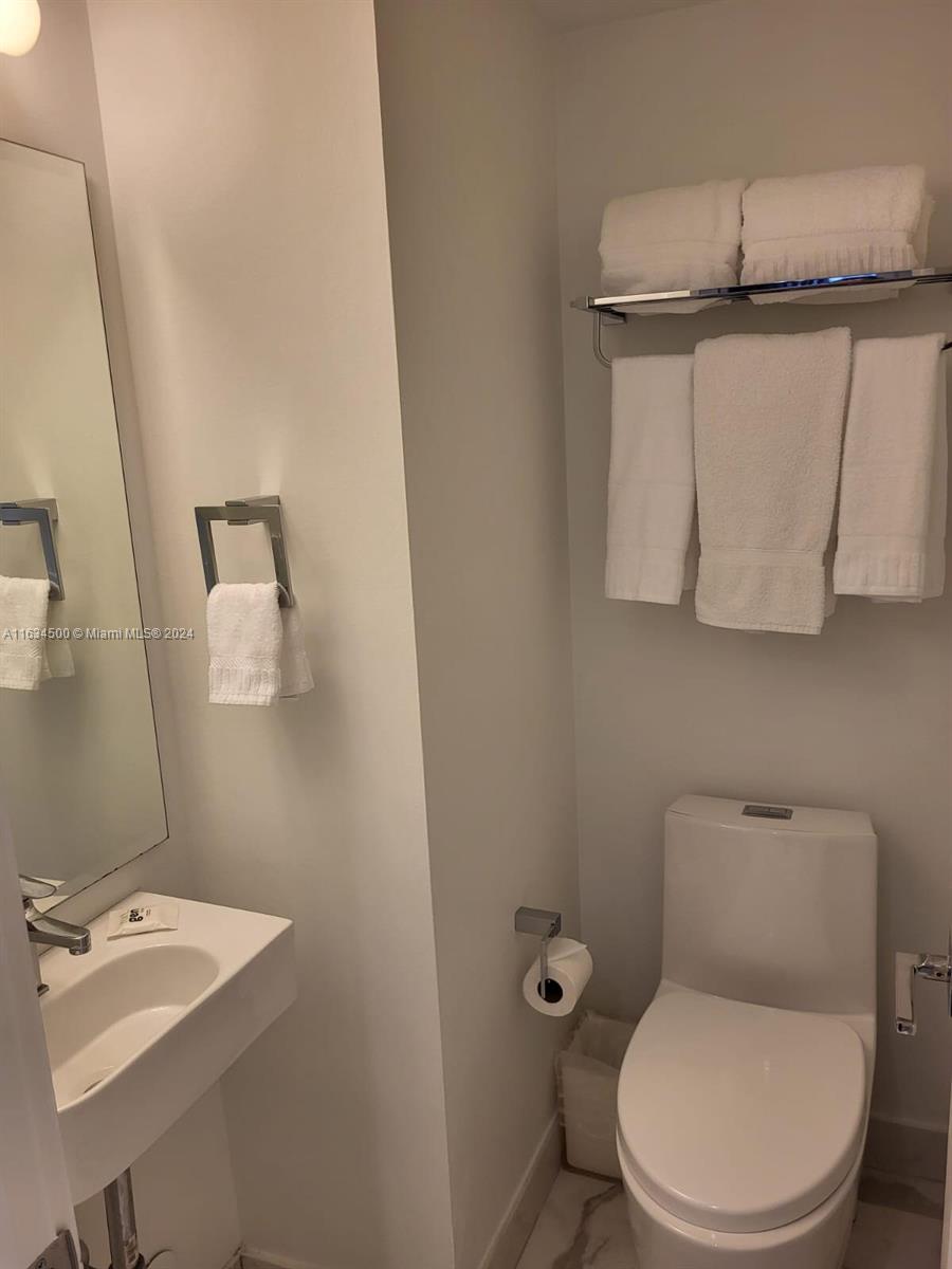 2951 S Bayshore Dr #1109, Miami FL 33133