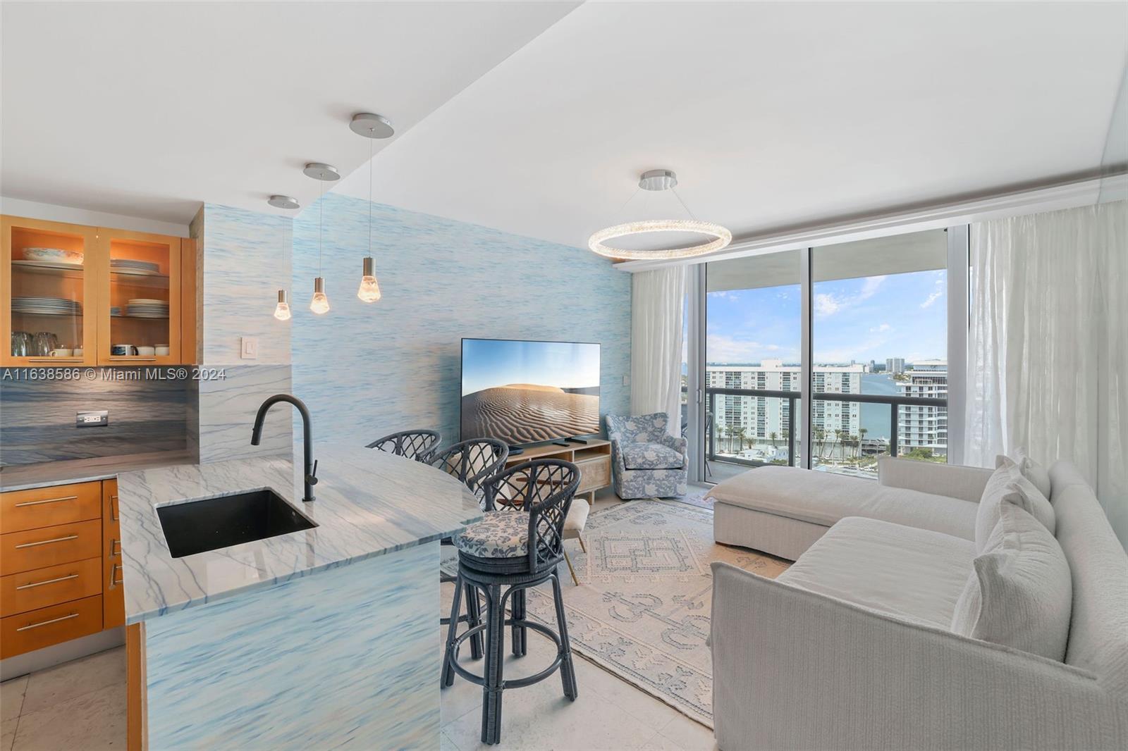 Condo for Sale in Miami Beach, FL