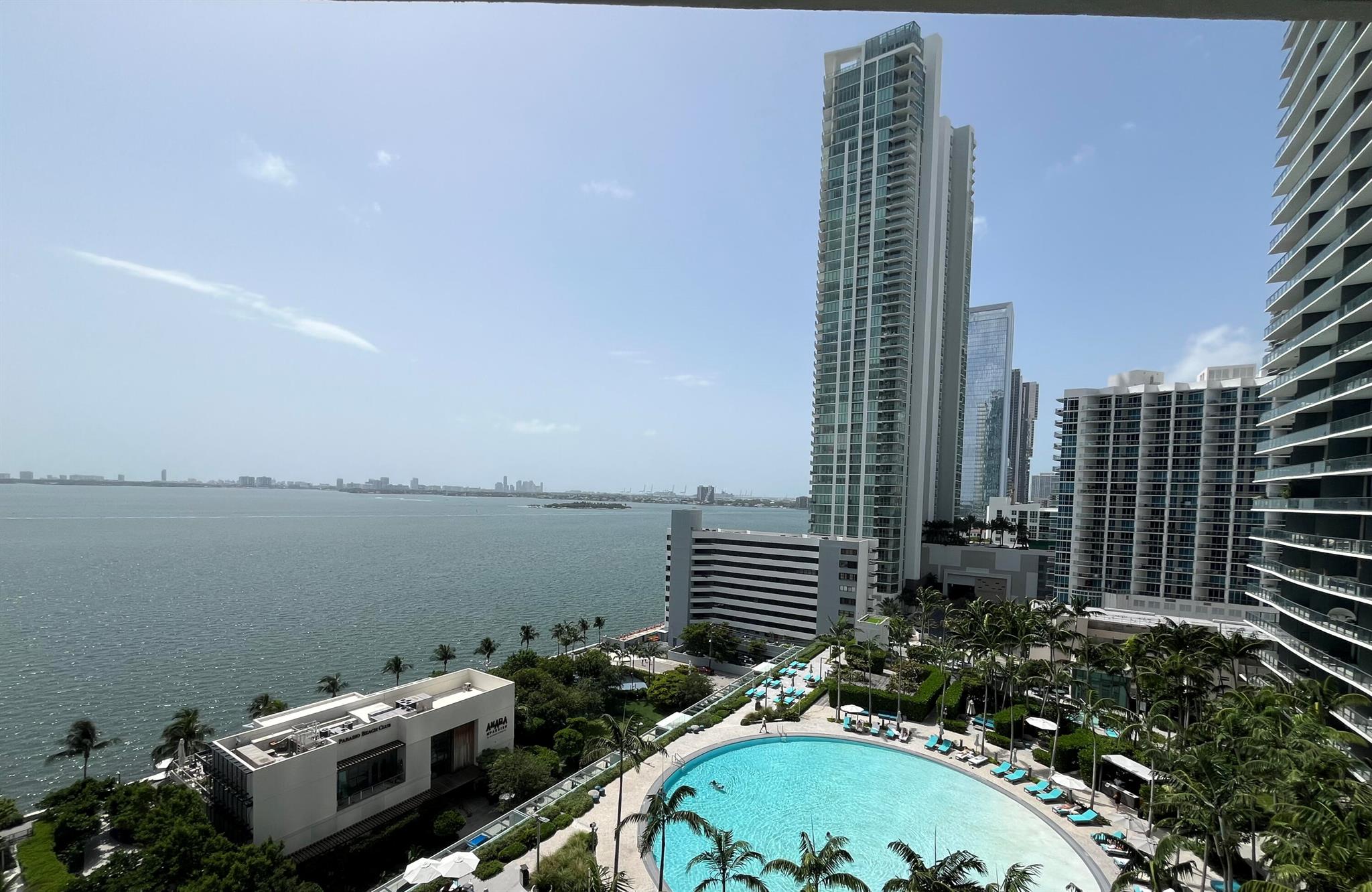 Condo for Sale in Miami, FL