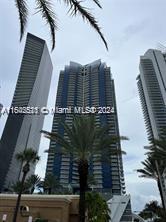 Apartamento para Alugar em Sunny Isles Beach, FL