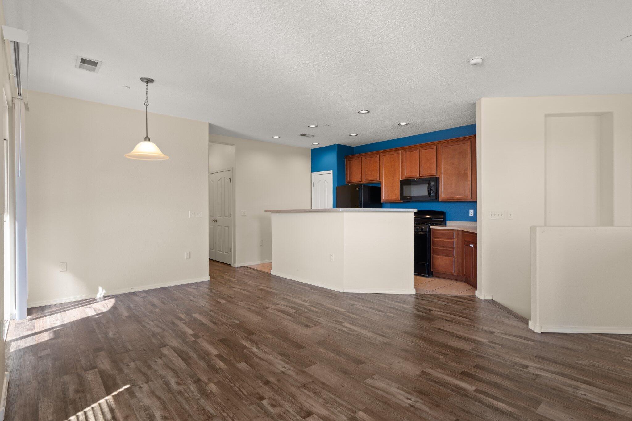 Homes for sale in Albuquerque, NM | 601 Menaul Blvd Ne #506, Albuquerque, NM 87107 | MLS# 1068847