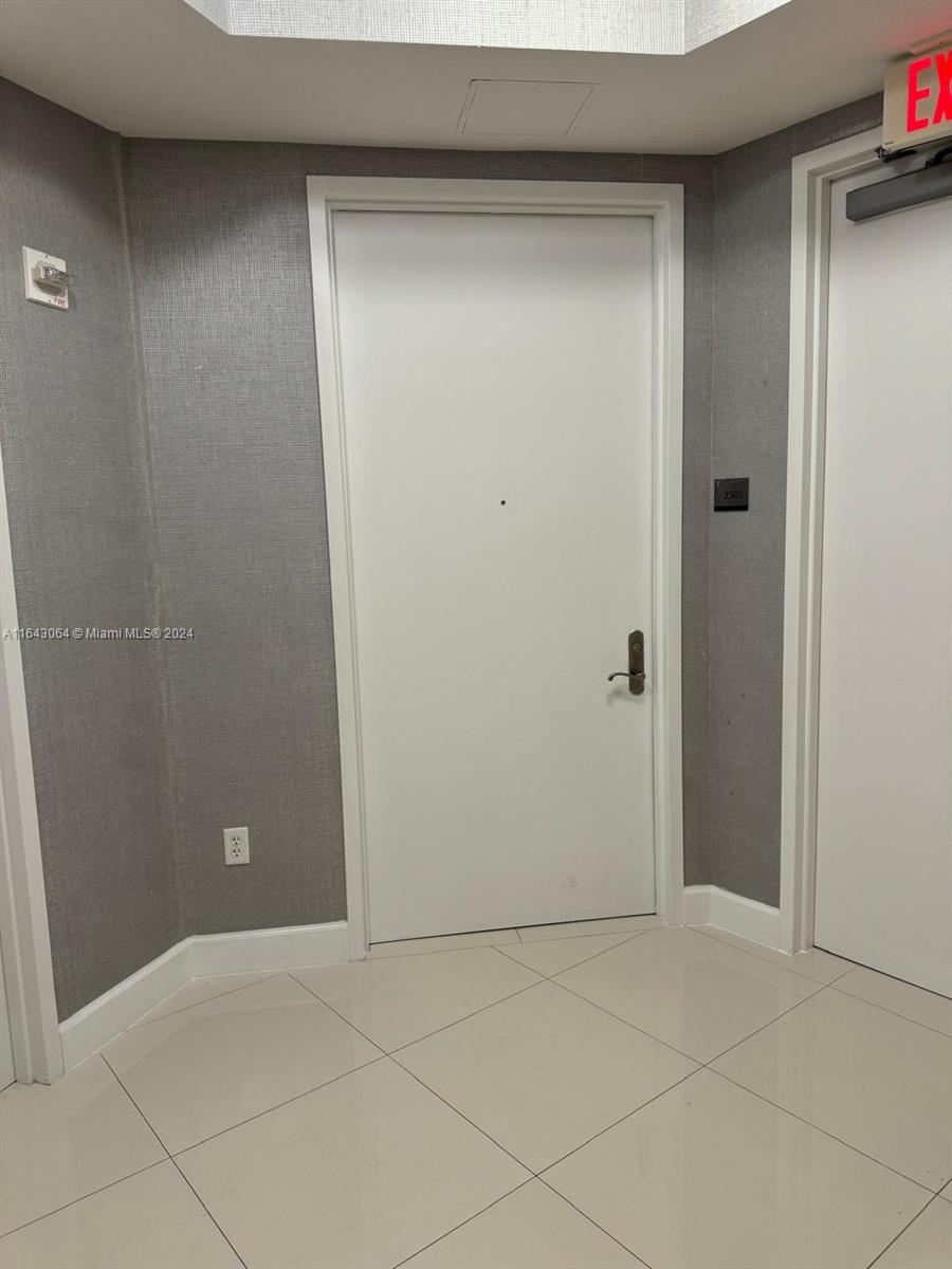 Condo for Sale in Sunny Isles Beach, FL
