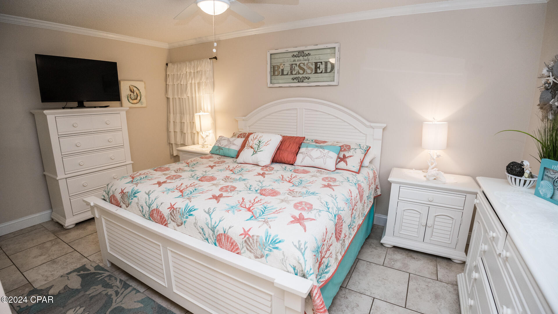 Image 25 For 17462 Front Beach Road 54103