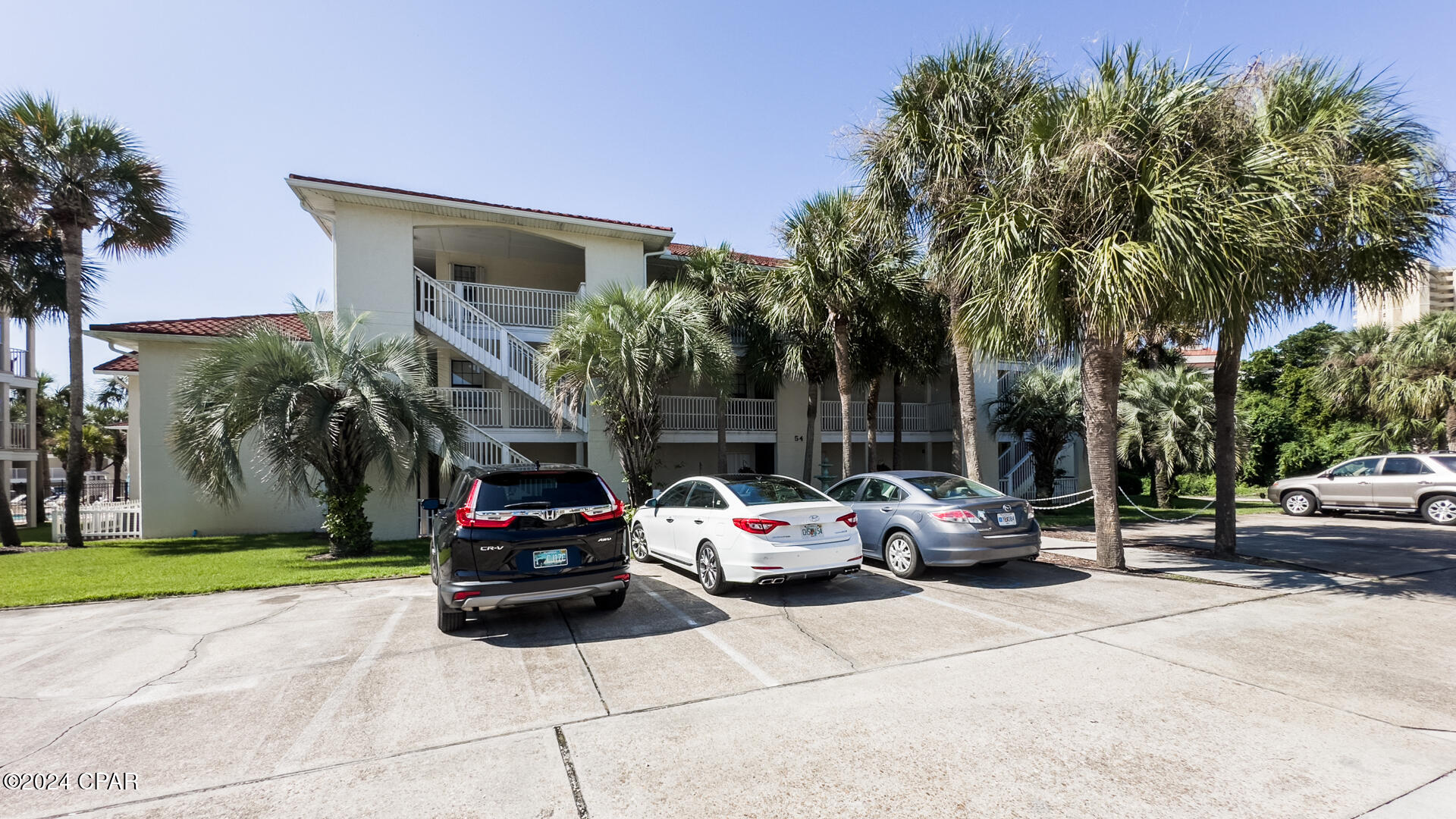 Image 29 For 17462 Front Beach Road 54103