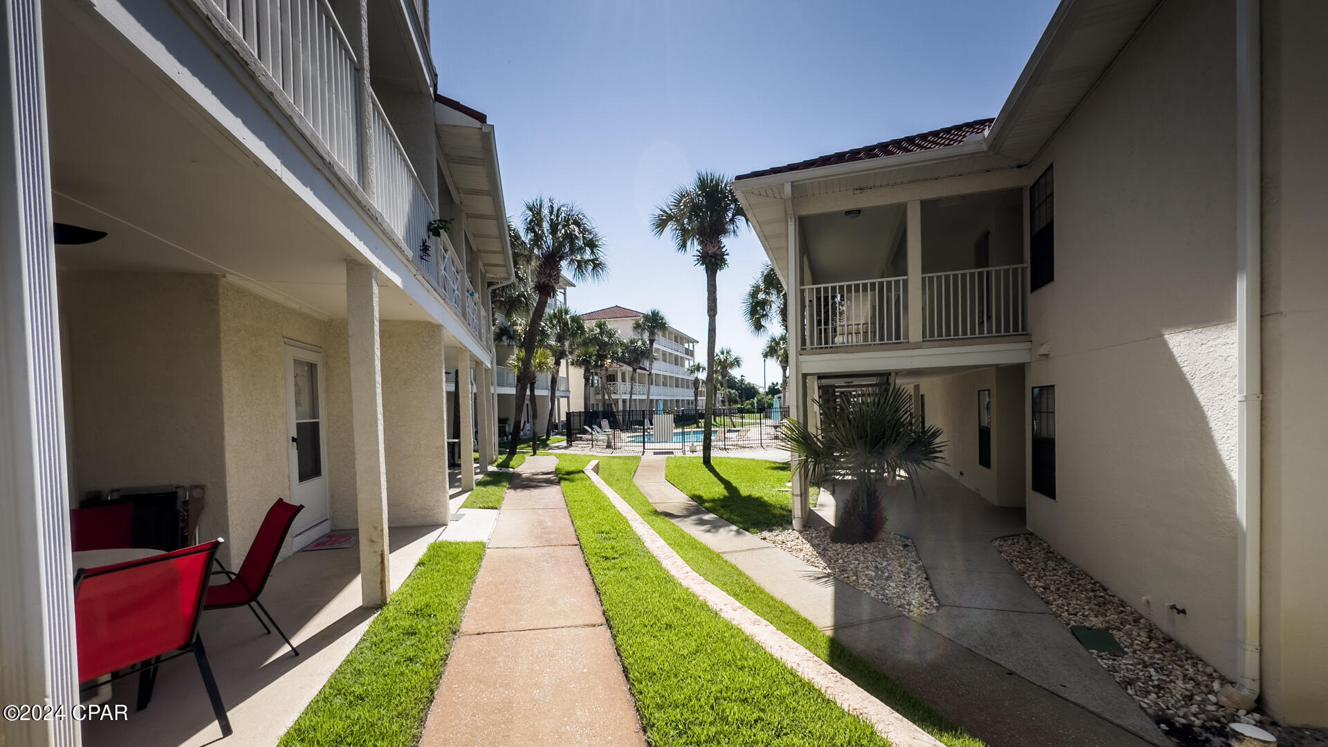 Image 35 For 17462 Front Beach Road 54103