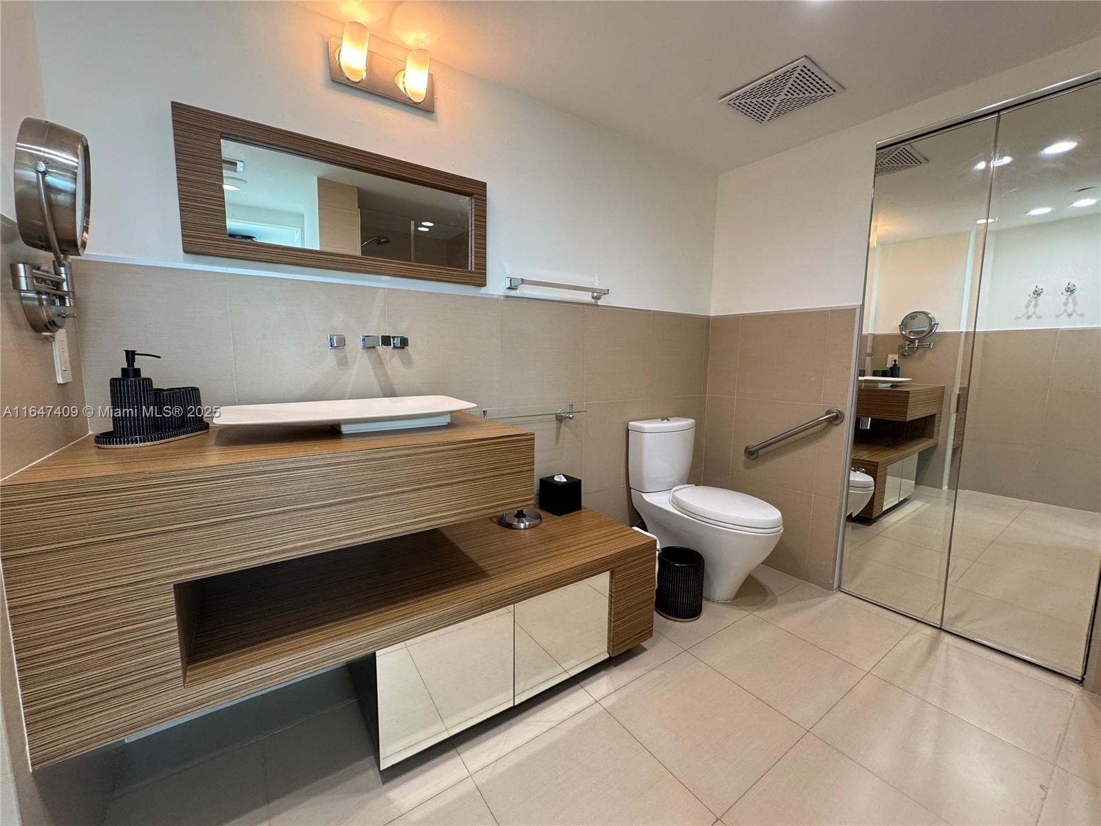 2101 Brickell Ave #1512, Miami FL 33129