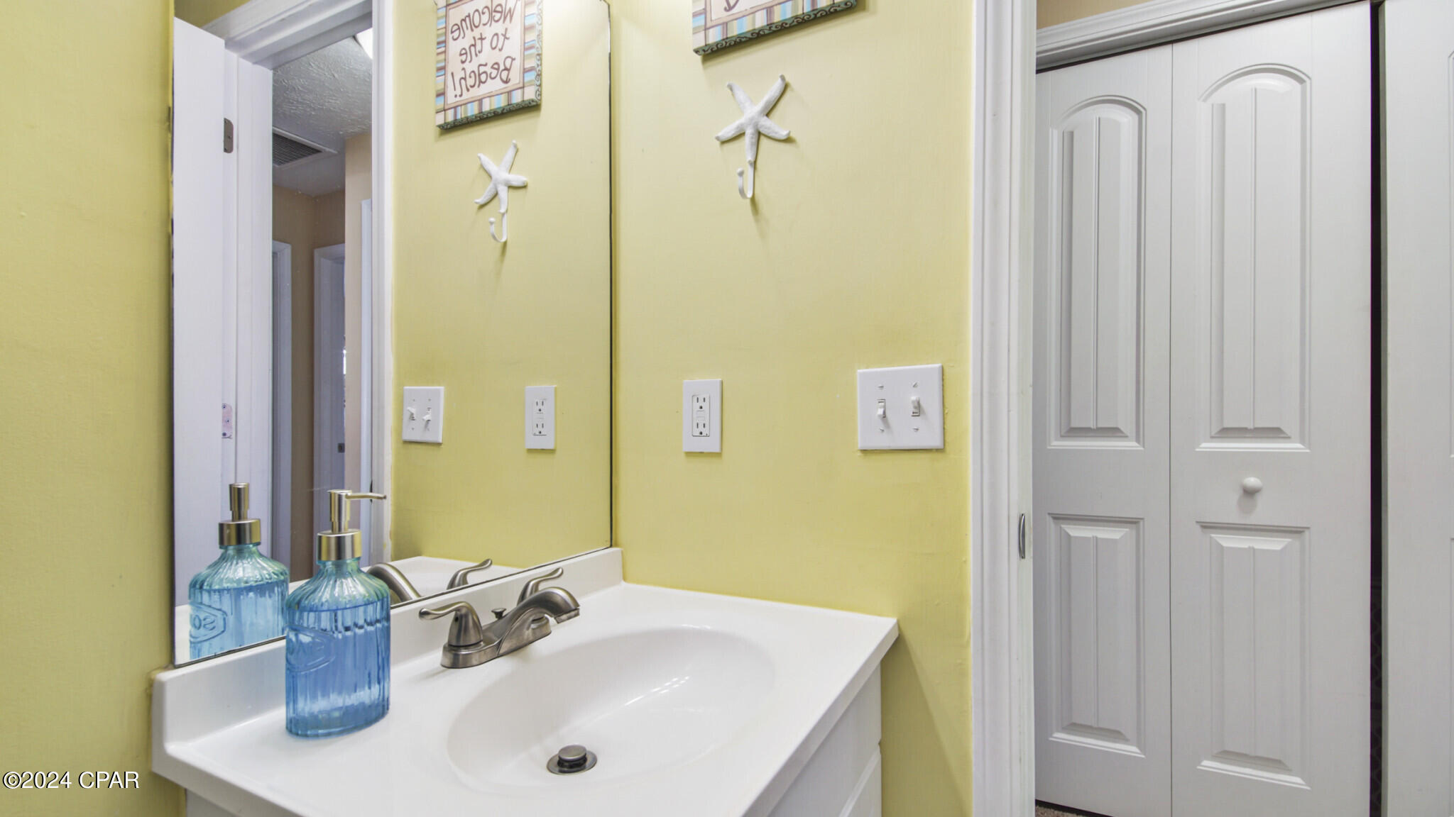 Image 15 For 6910 Beach Drive