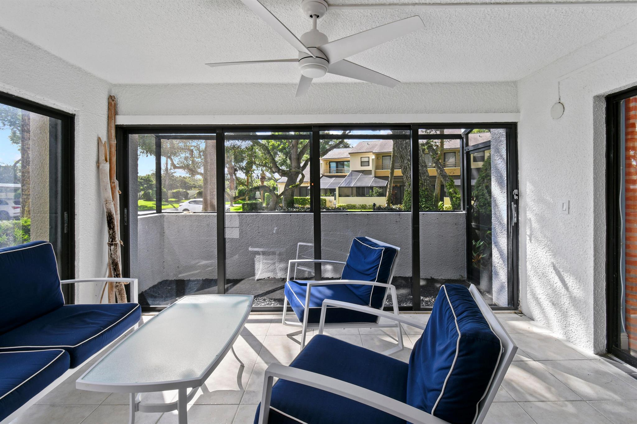 Image to showcase the property located at 311 Oak Harbour Drive 311