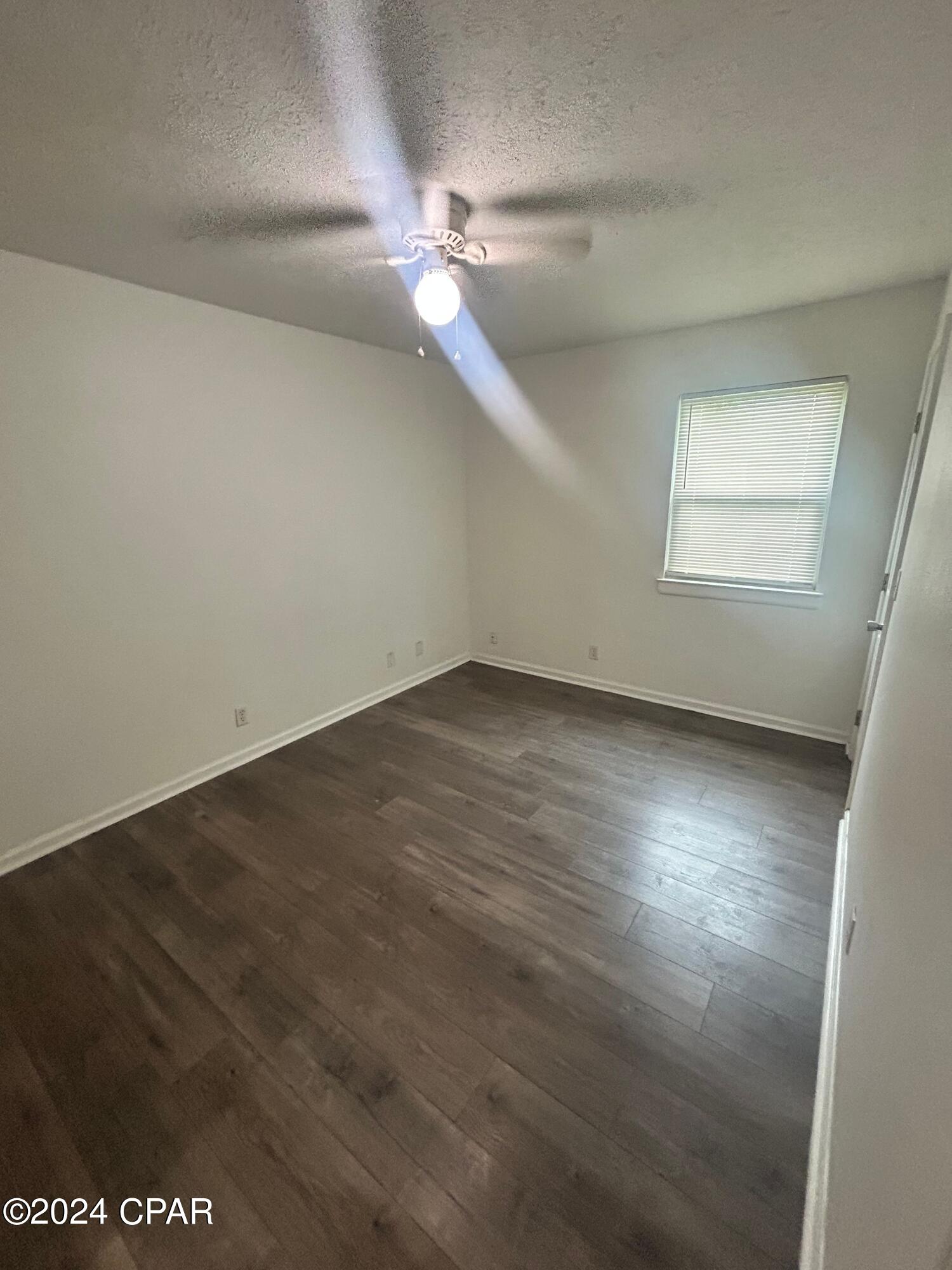 Image 16 For 3914 11th Street 303