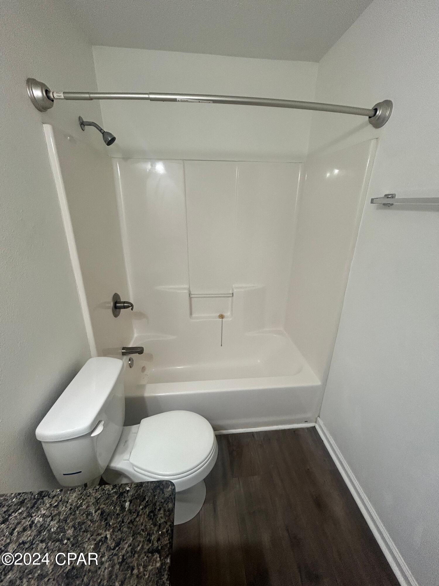 Image 19 For 3914 11th Street 303