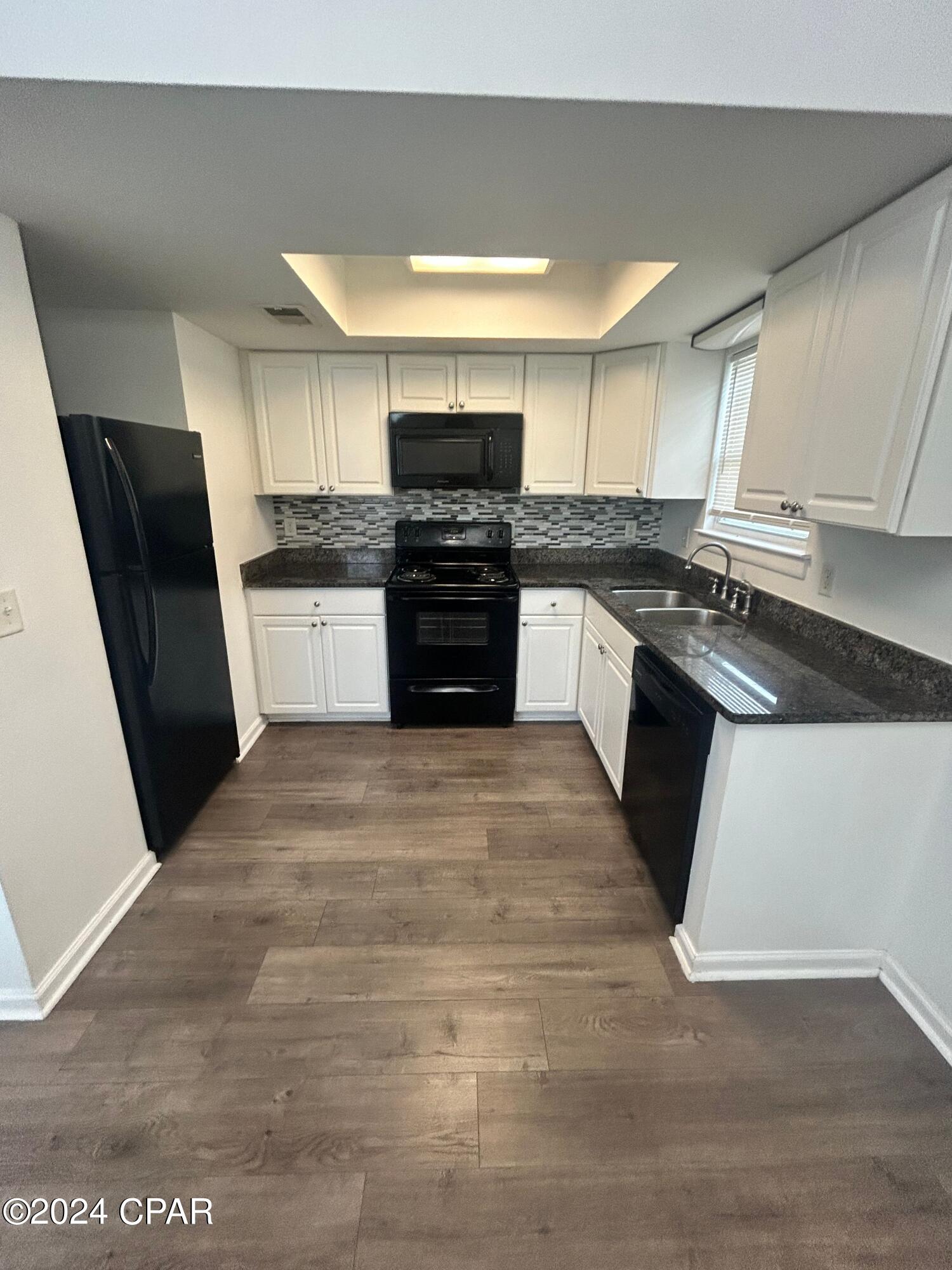 Image 5 For 3914 11th Street 303