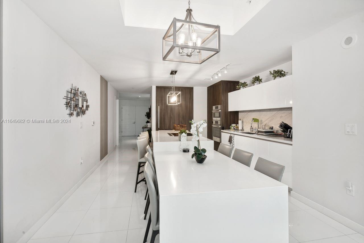 851 NE 1st Ave #1711, Miami FL 33132