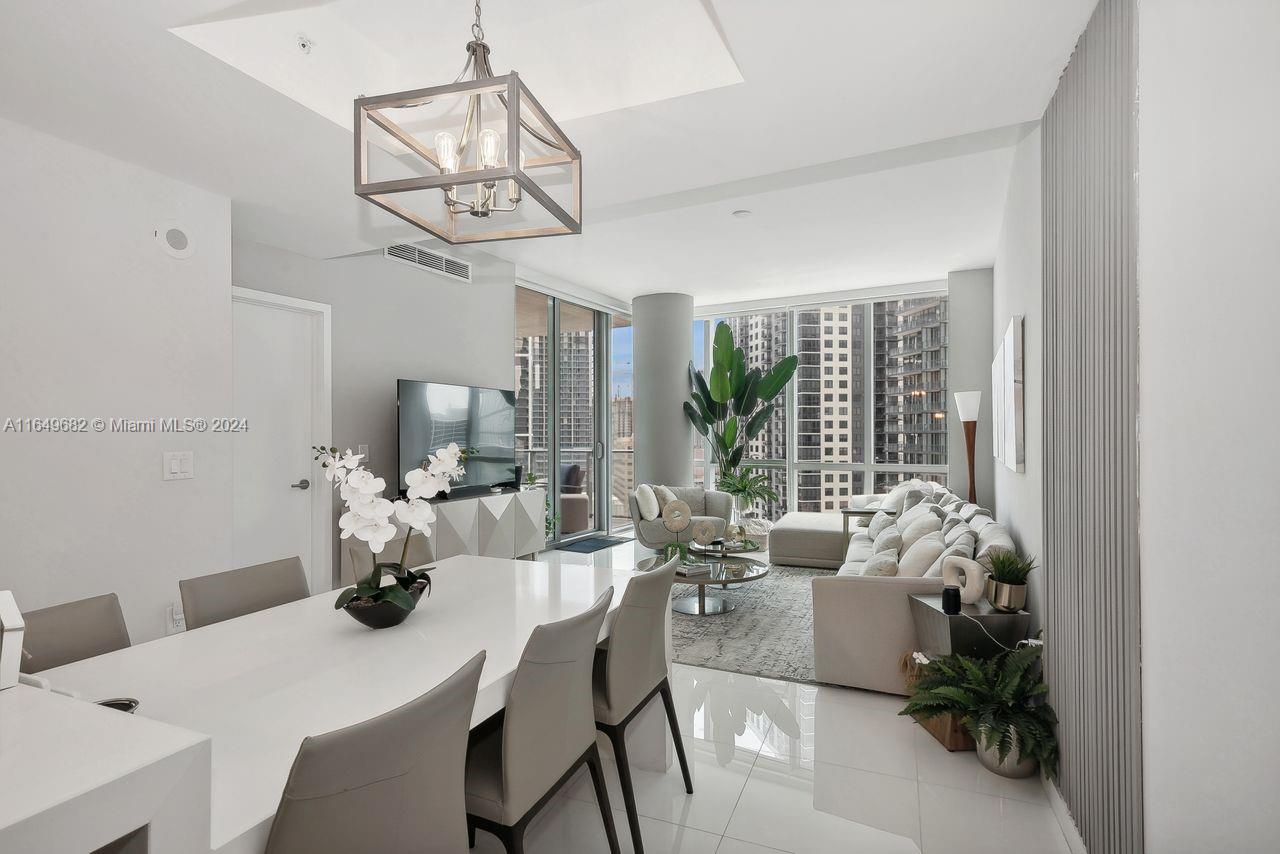 851 NE 1st Ave #1711, Miami FL 33132