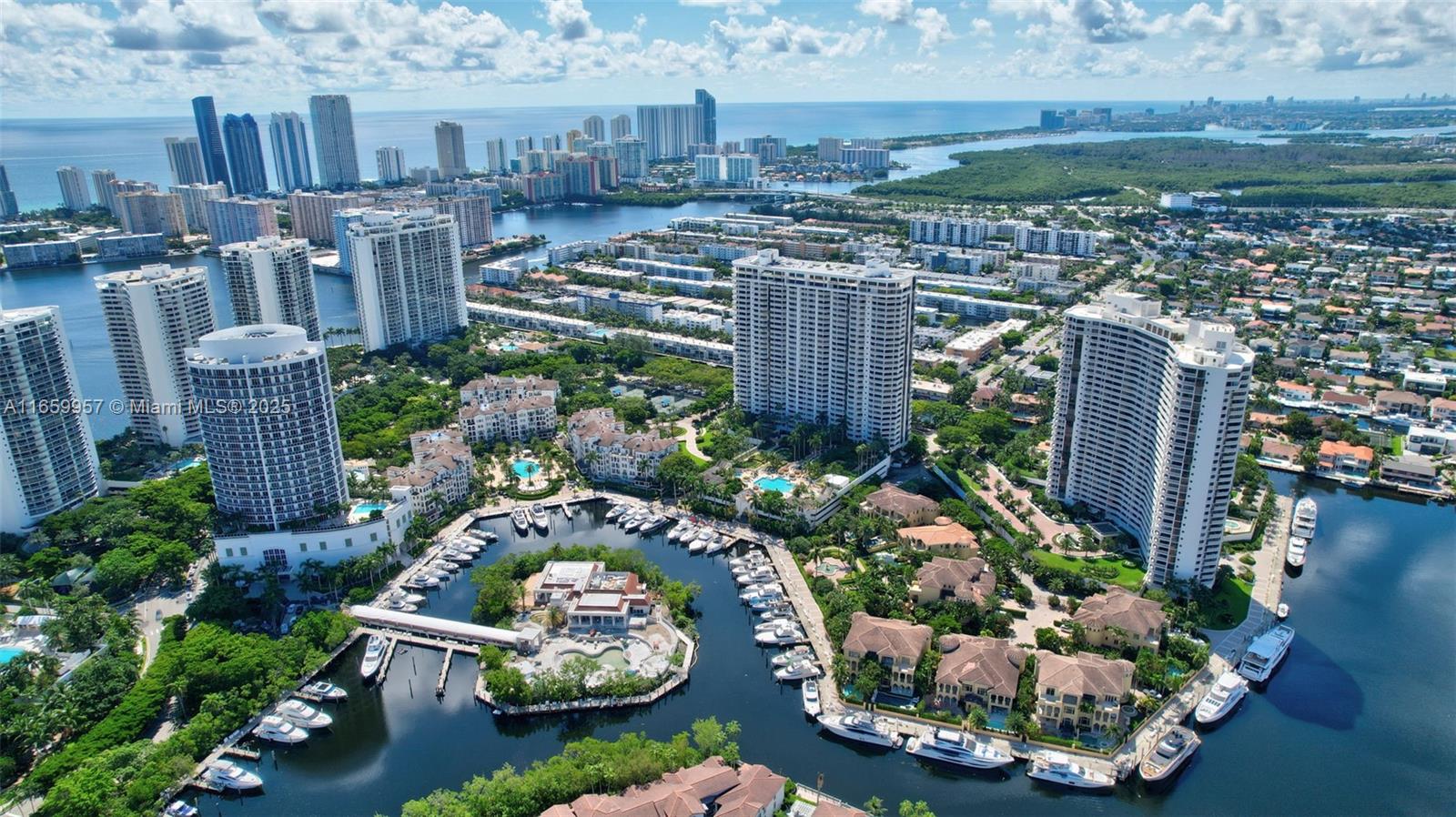 Apartamento en Venta en Aventura, FL