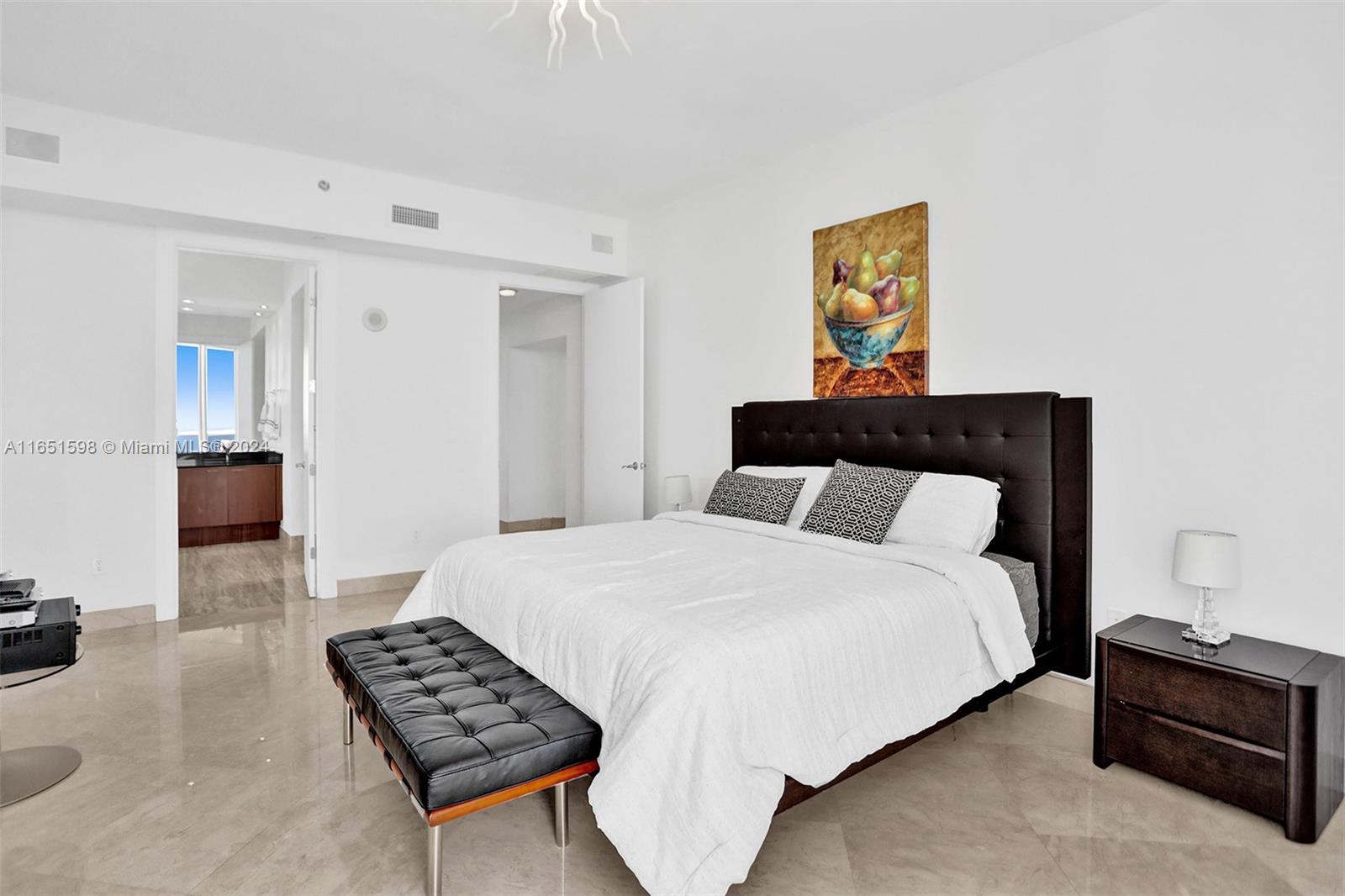 16001 Collins Ave #2806, Sunny Isles Beach FL 33160