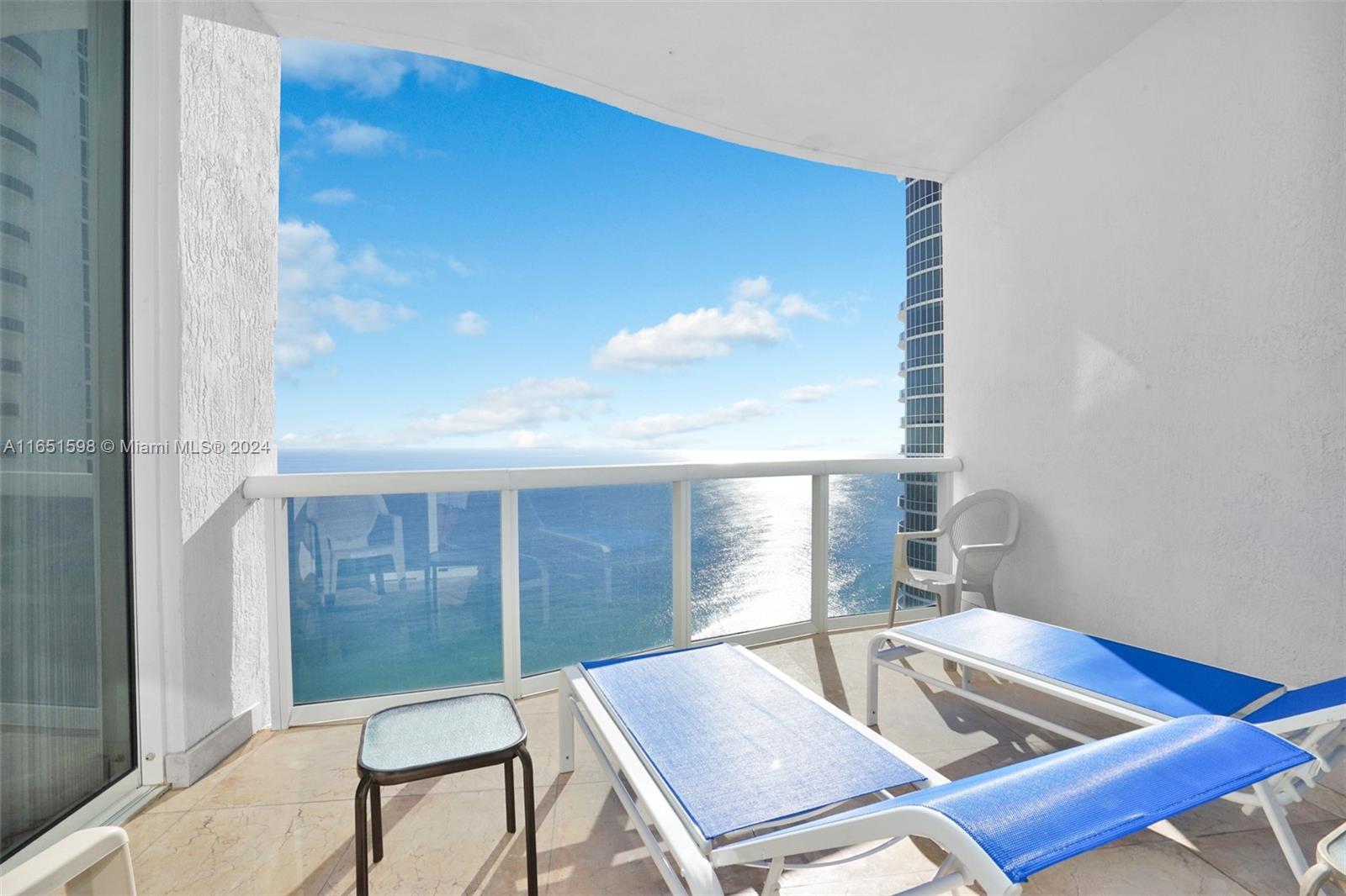 16001 Collins Ave #2806, Sunny Isles Beach FL 33160