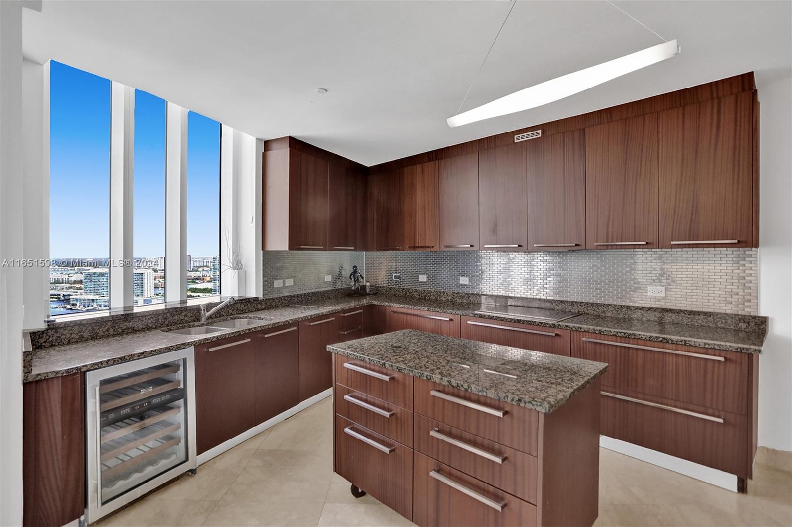 16001 Collins Ave #2806, Sunny Isles Beach FL 33160