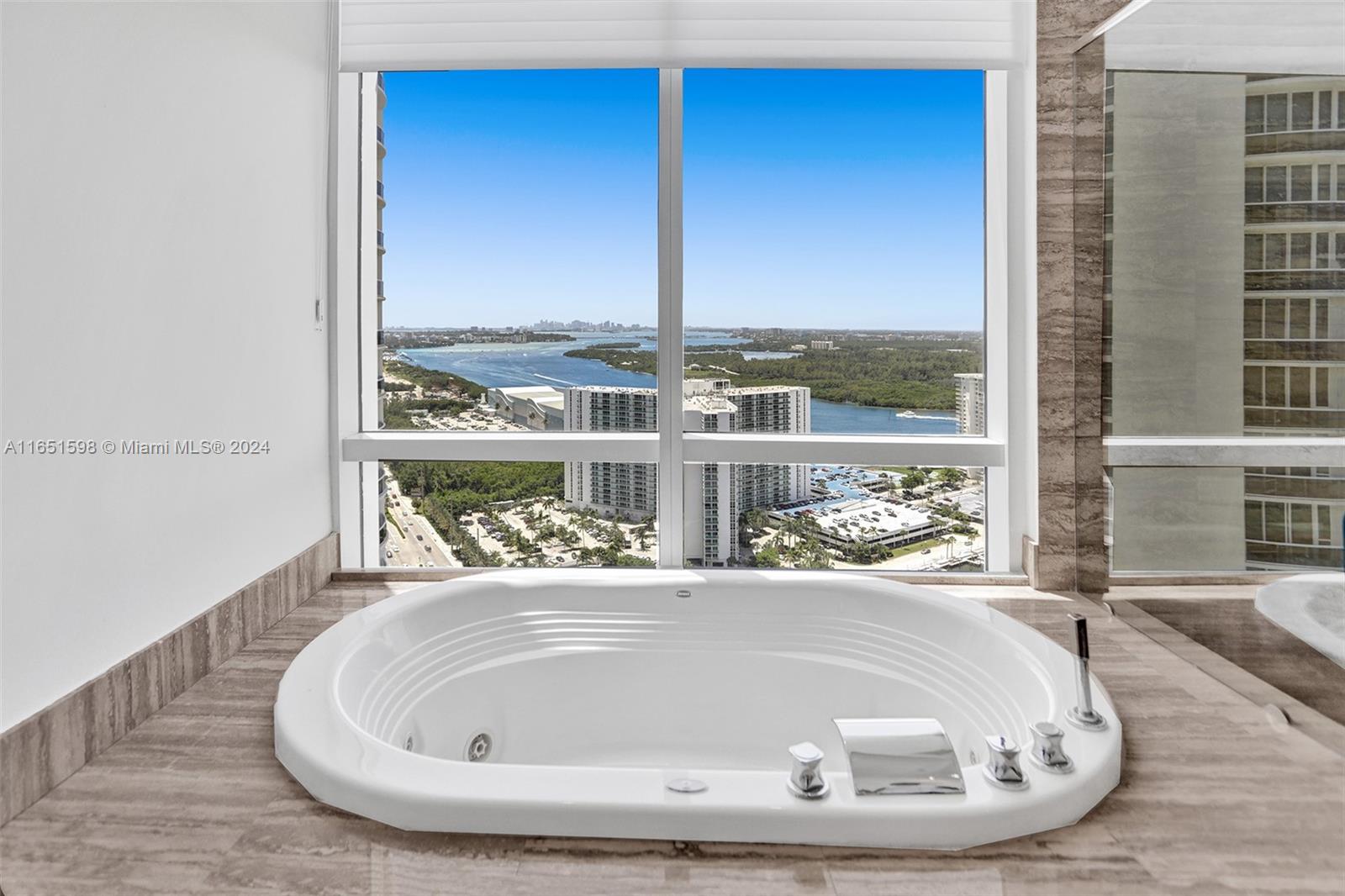 16001 Collins Ave #2806, Sunny Isles Beach FL 33160