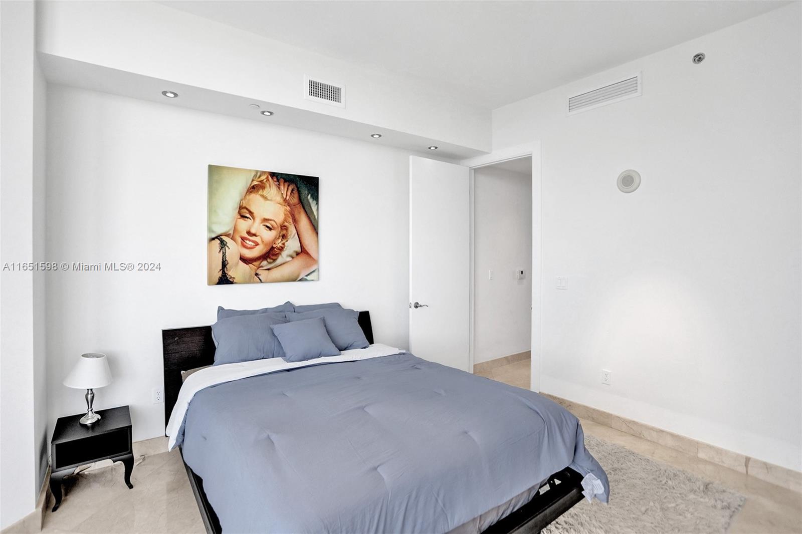 16001 Collins Ave #2806, Sunny Isles Beach FL 33160