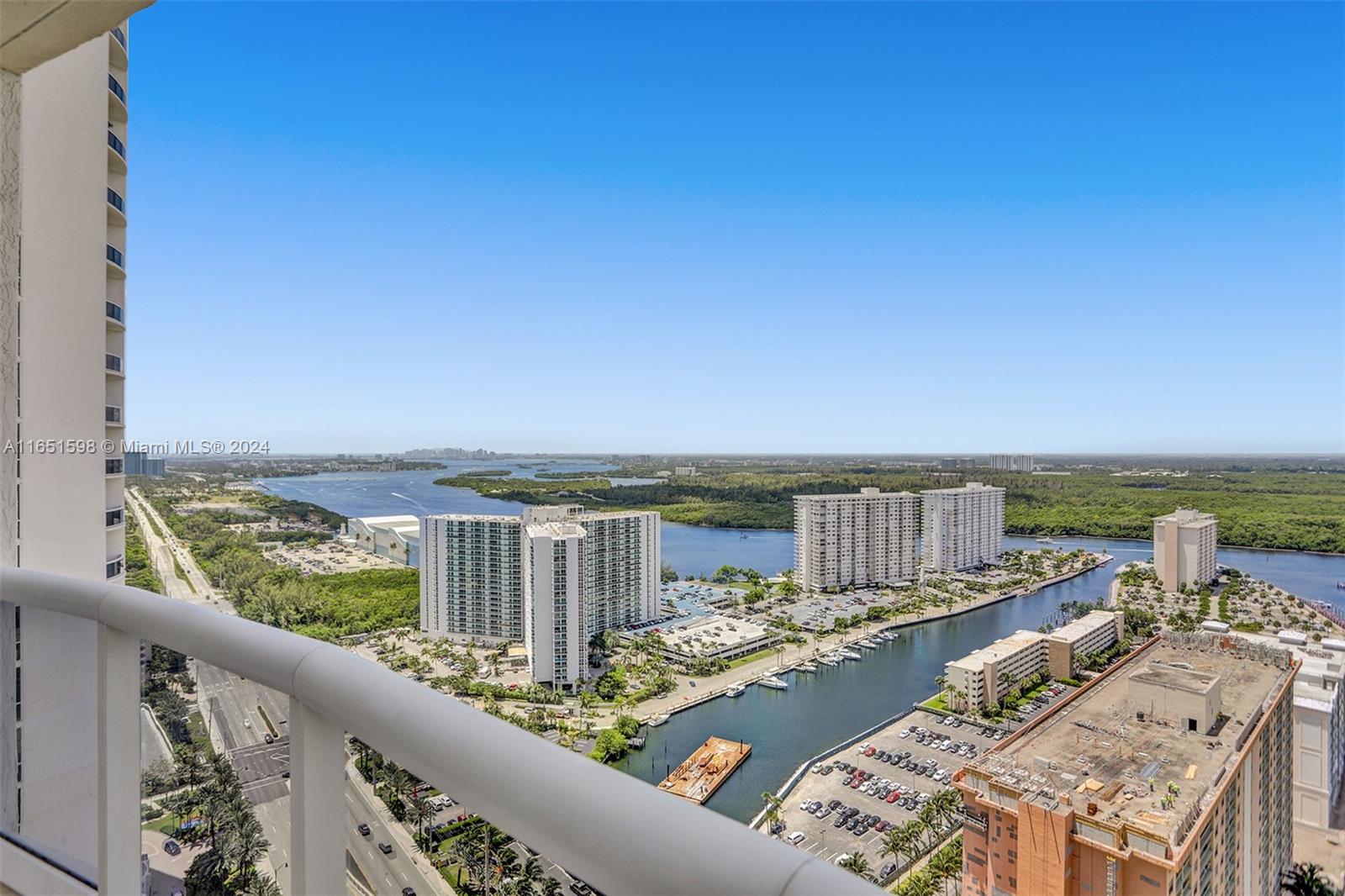 16001 Collins Ave #2806, Sunny Isles Beach FL 33160