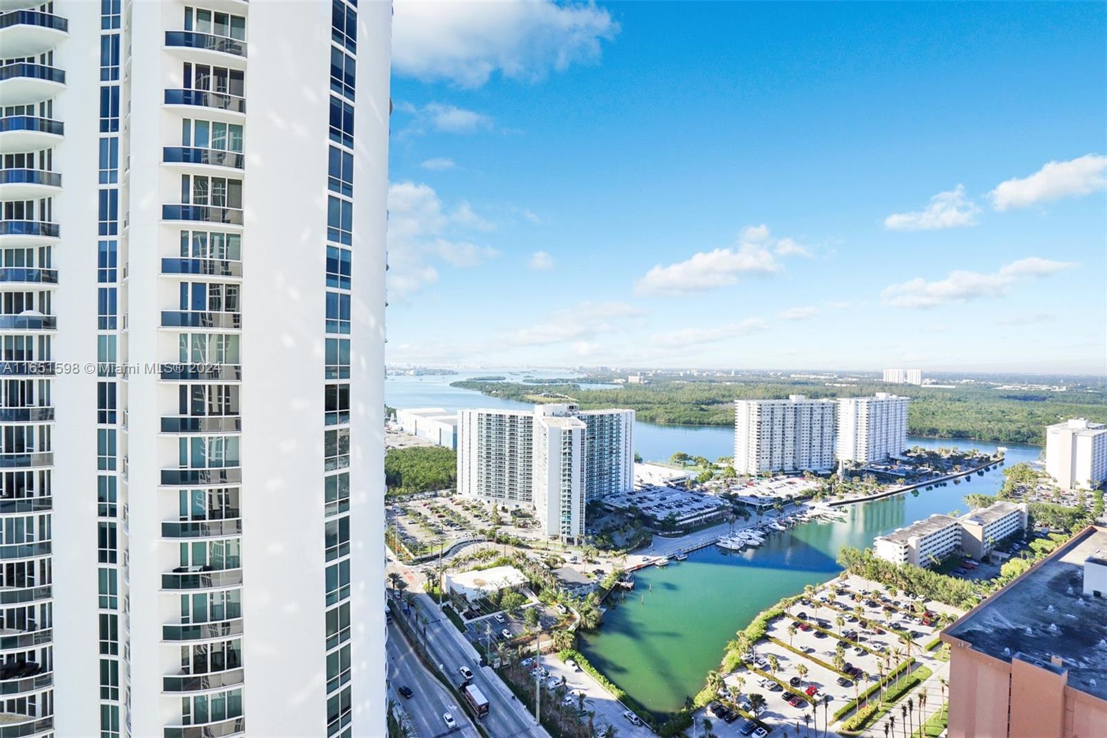 16001 Collins Ave #2806, Sunny Isles Beach FL 33160