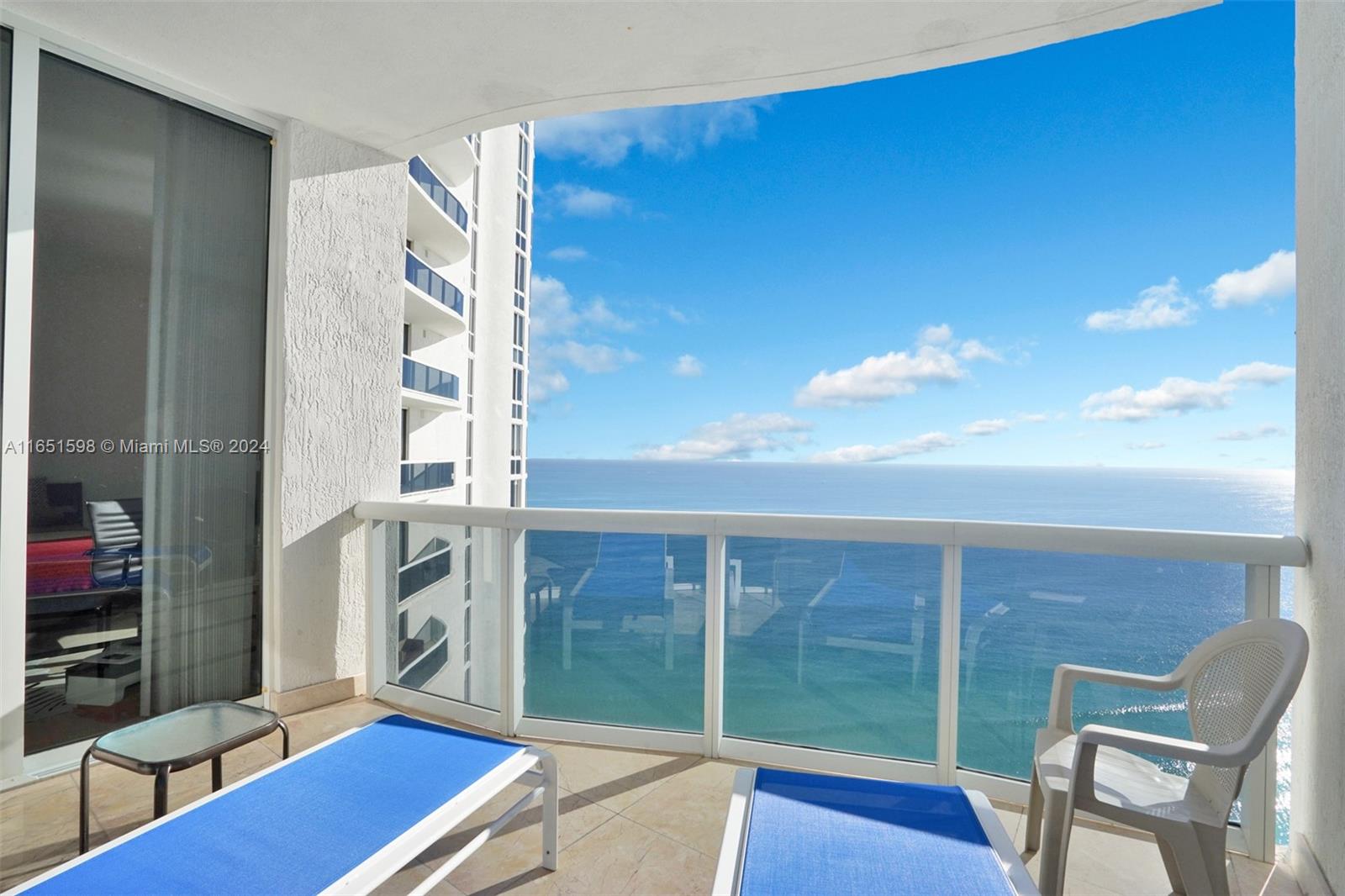 16001 Collins Ave #2806, Sunny Isles Beach FL 33160