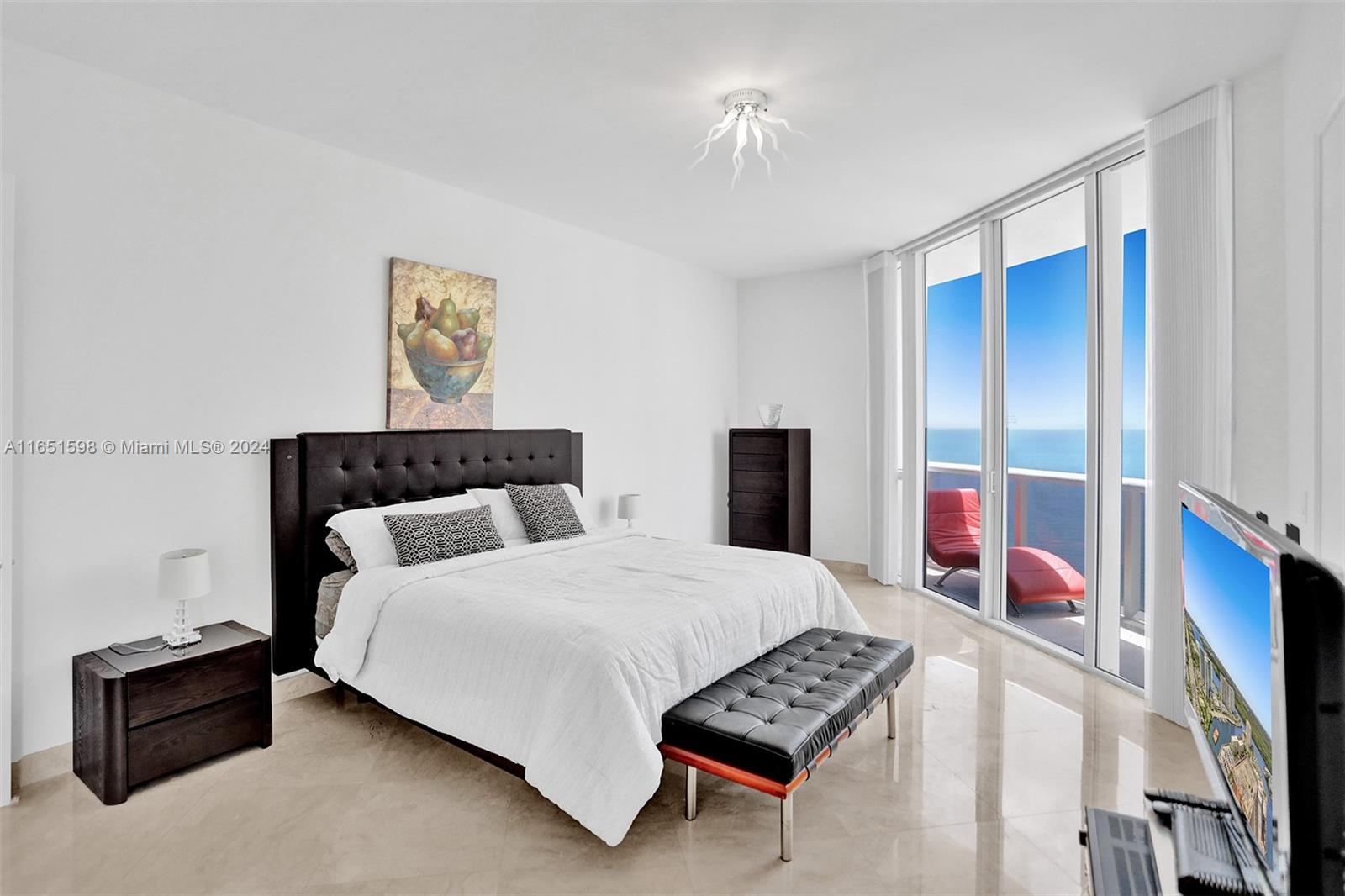 16001 Collins Ave #2806, Sunny Isles Beach FL 33160