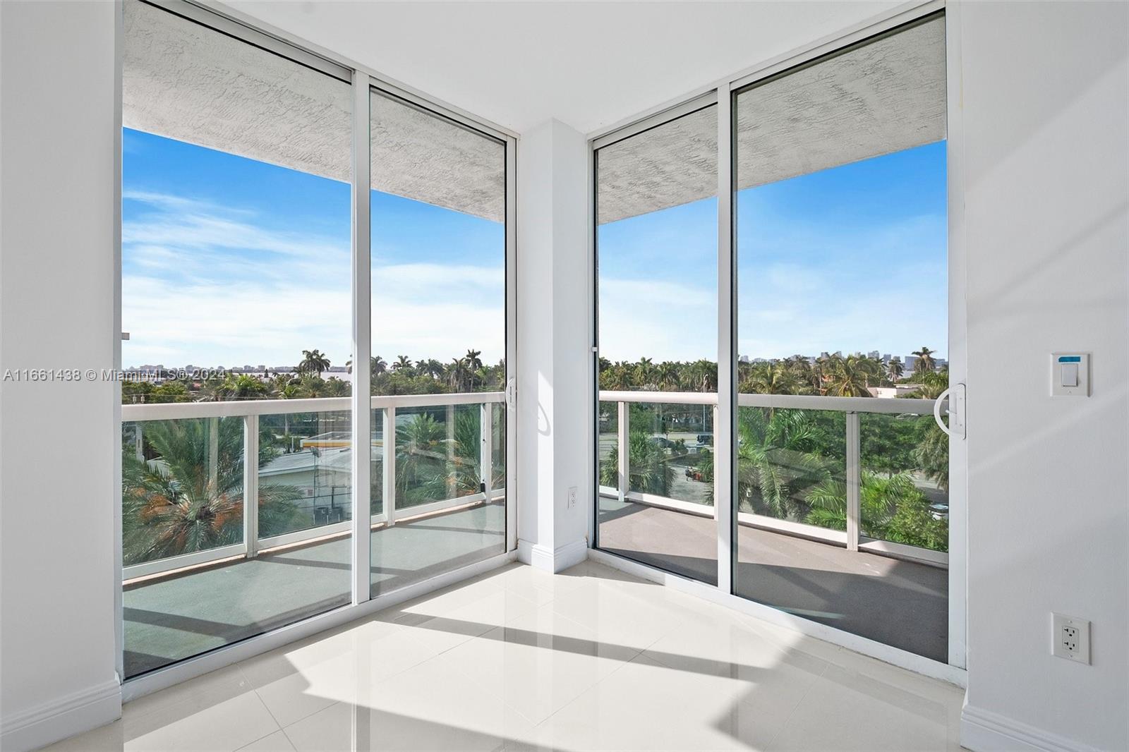 7900 Harbor Island Dr #513, North Bay Village FL 33141