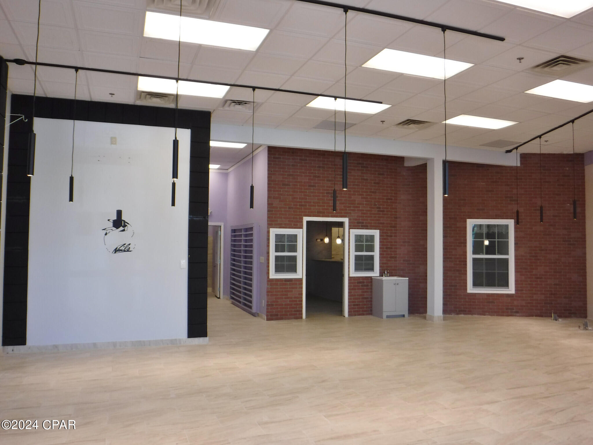 Image 4 For 11501 Hutchison Boulevard