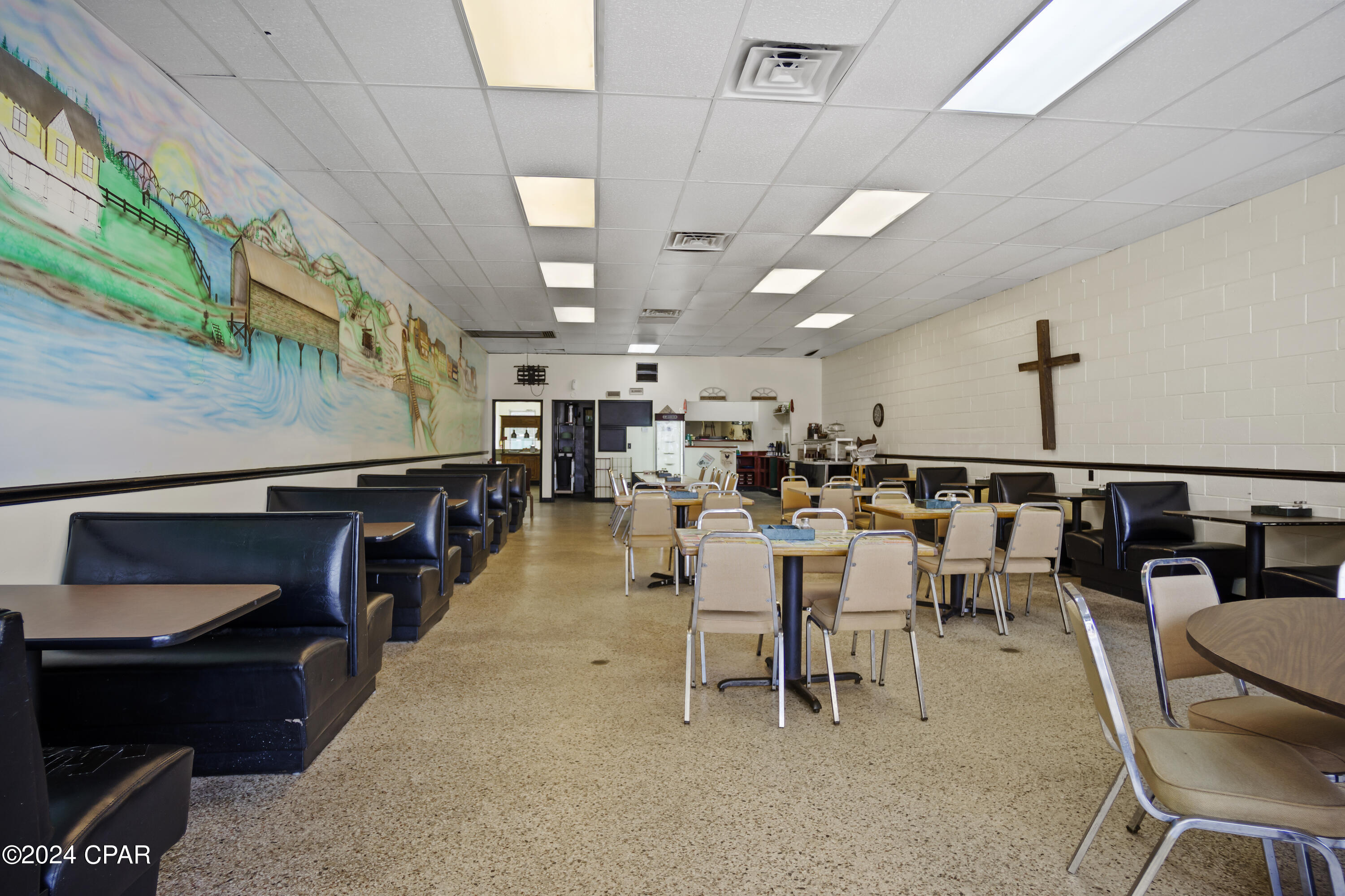 Image 12 For 20737 Central Avenue