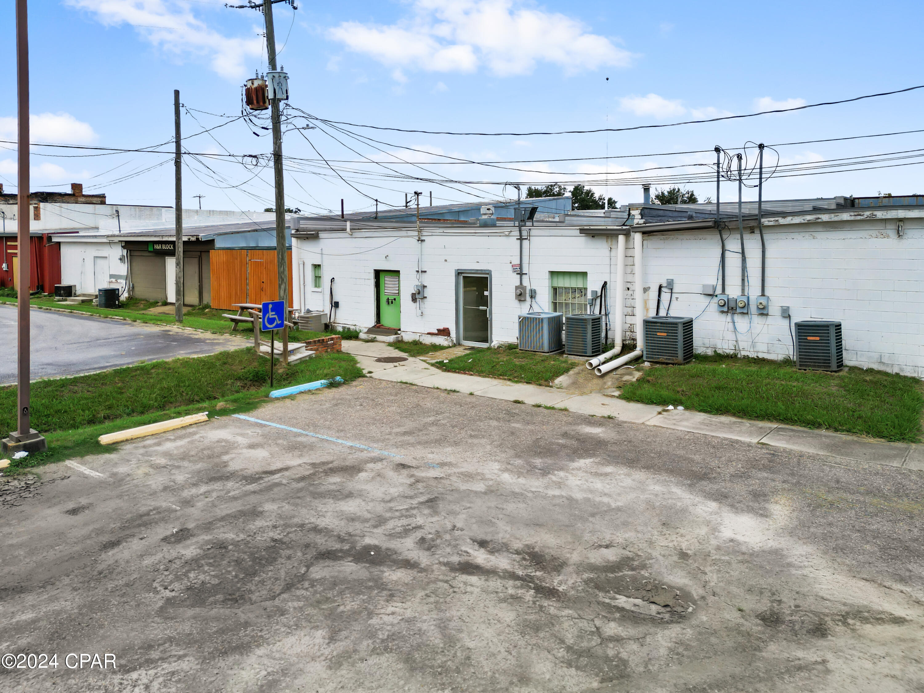 Image 32 For 20737 Central Avenue