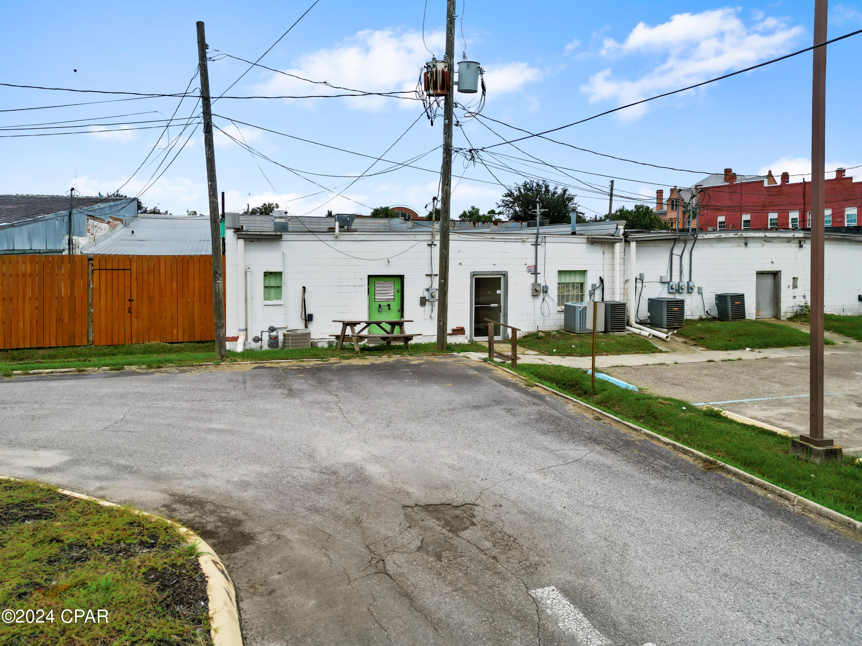 Image 33 For 20737 Central Avenue