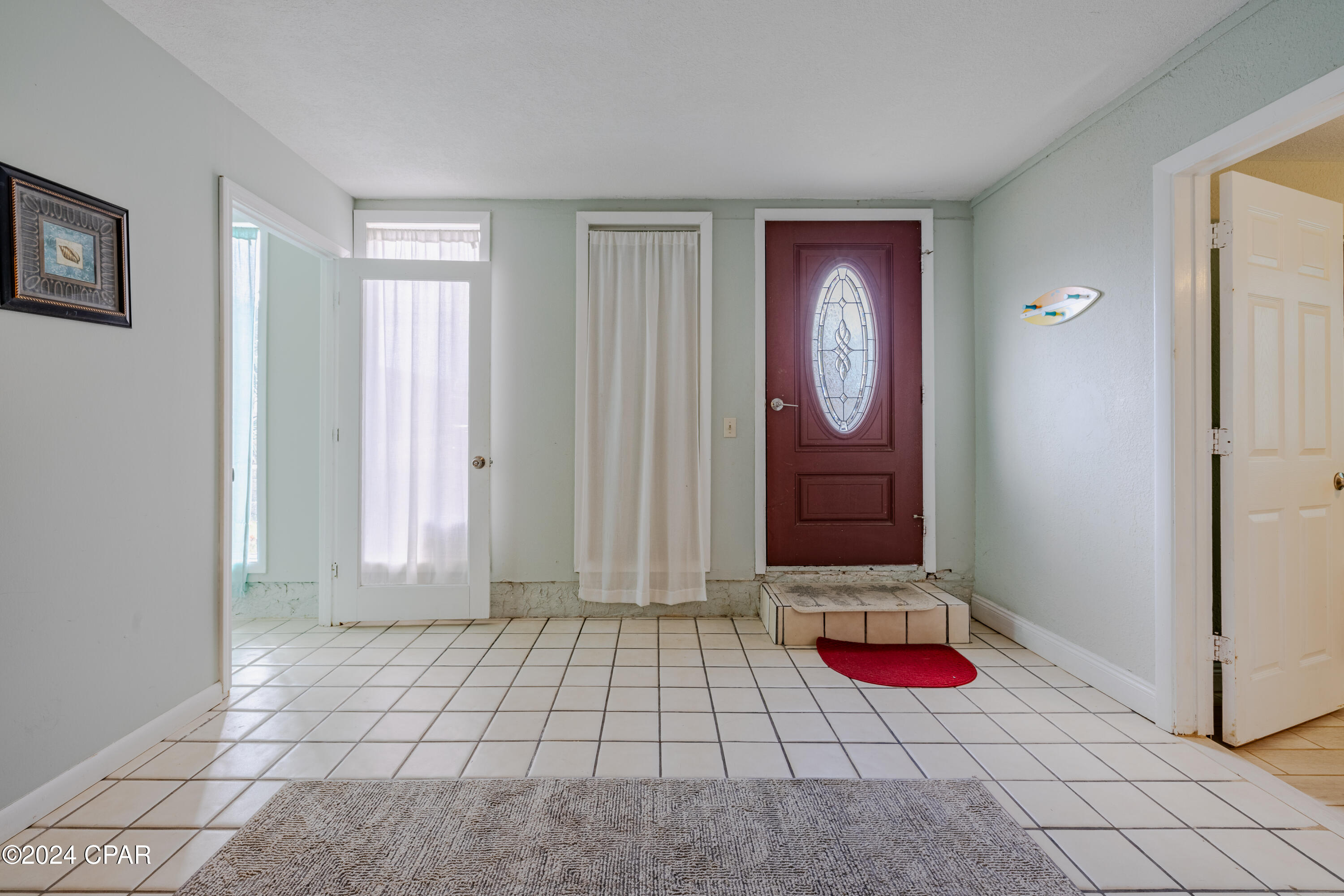 Image 6 For 5818 Hilltop Avenue