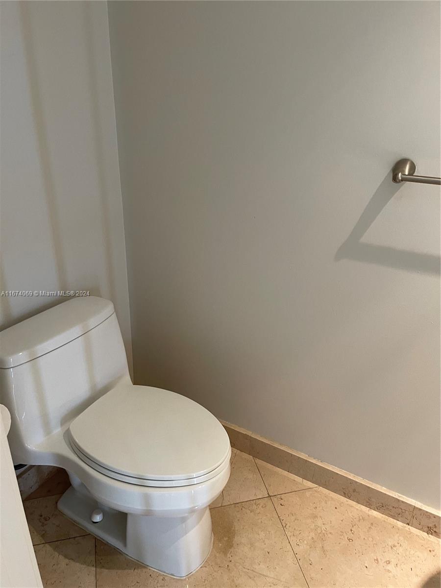 901 Brickell Key Blvd #1103, Miami FL 33131