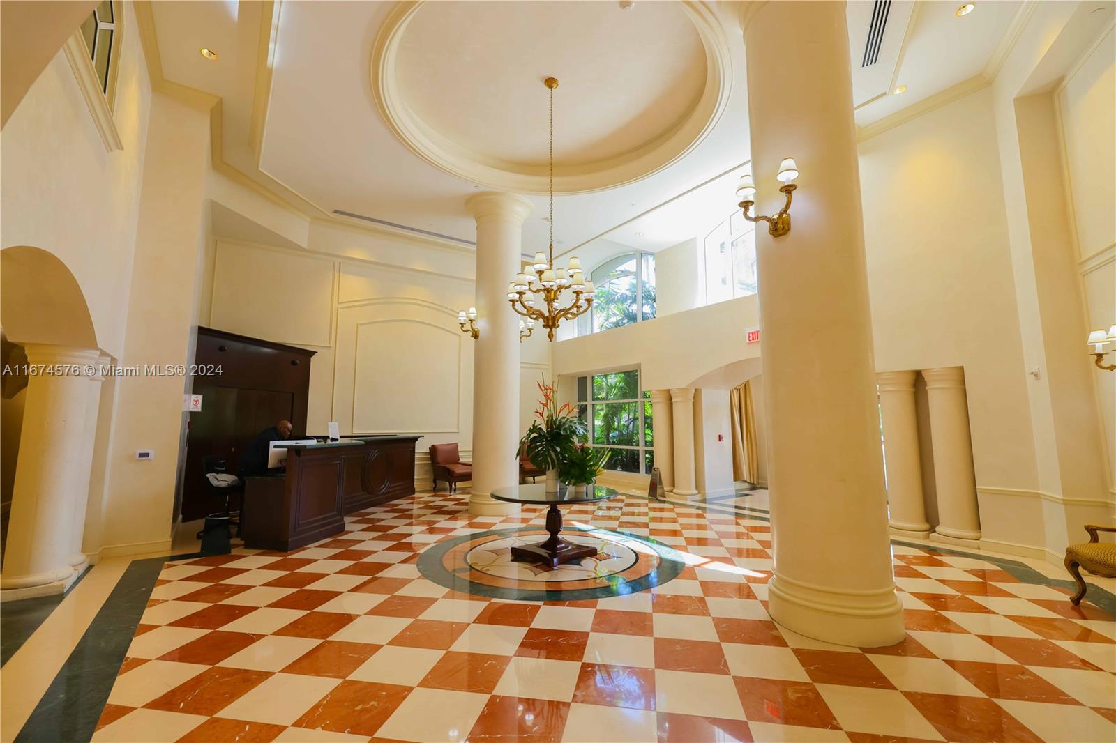 19900 E Country Club Dr #307, Aventura FL 33180