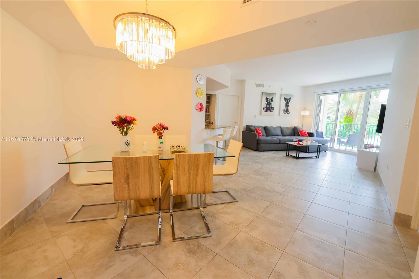 19900 E Country Club Dr #307, Aventura FL 33180