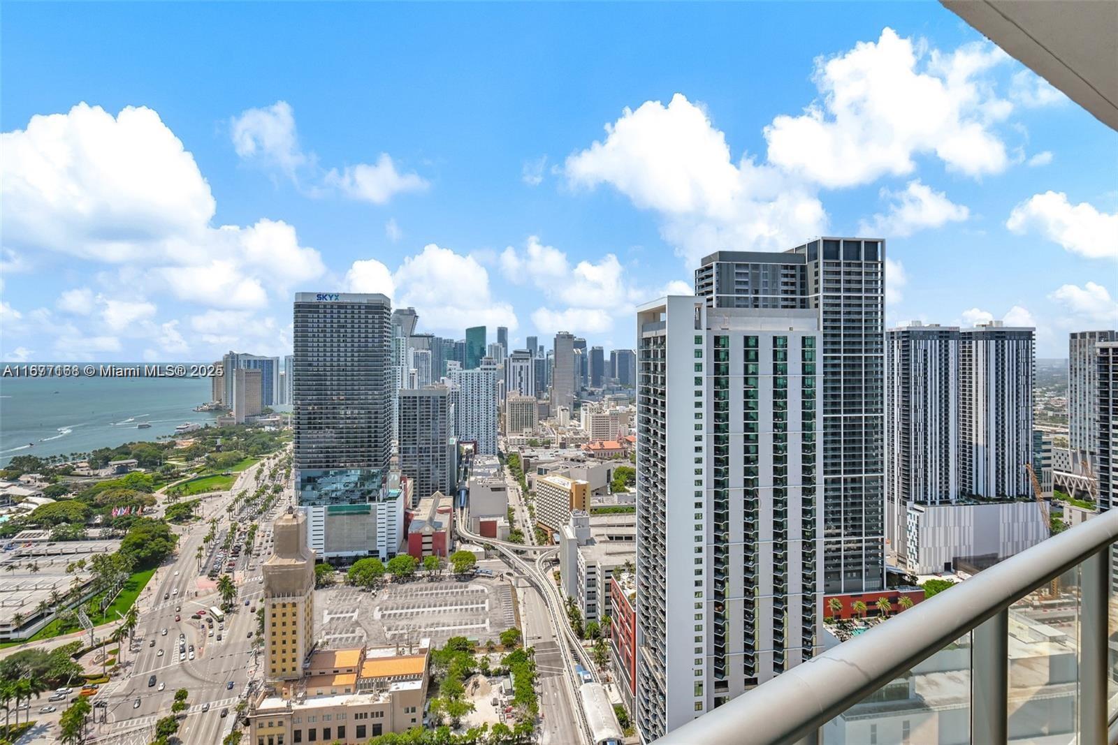 888 Biscayne Blvd #4401, Miami FL 33132