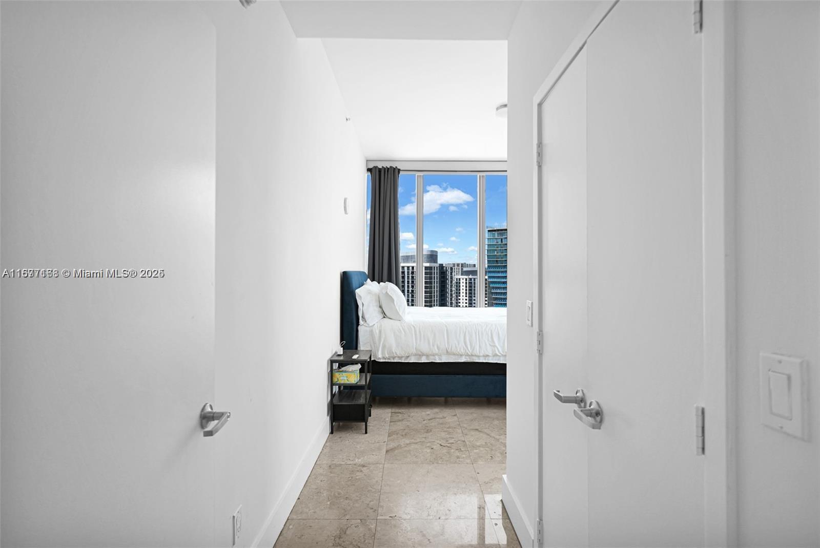 888 Biscayne Blvd #4401, Miami FL 33132