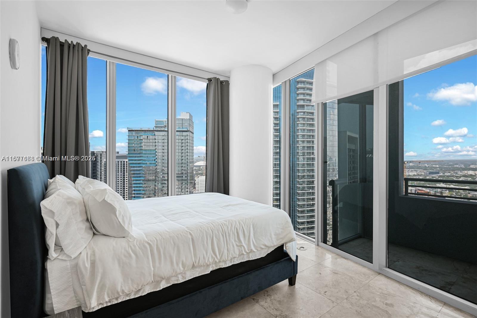 888 Biscayne Blvd #4401, Miami FL 33132