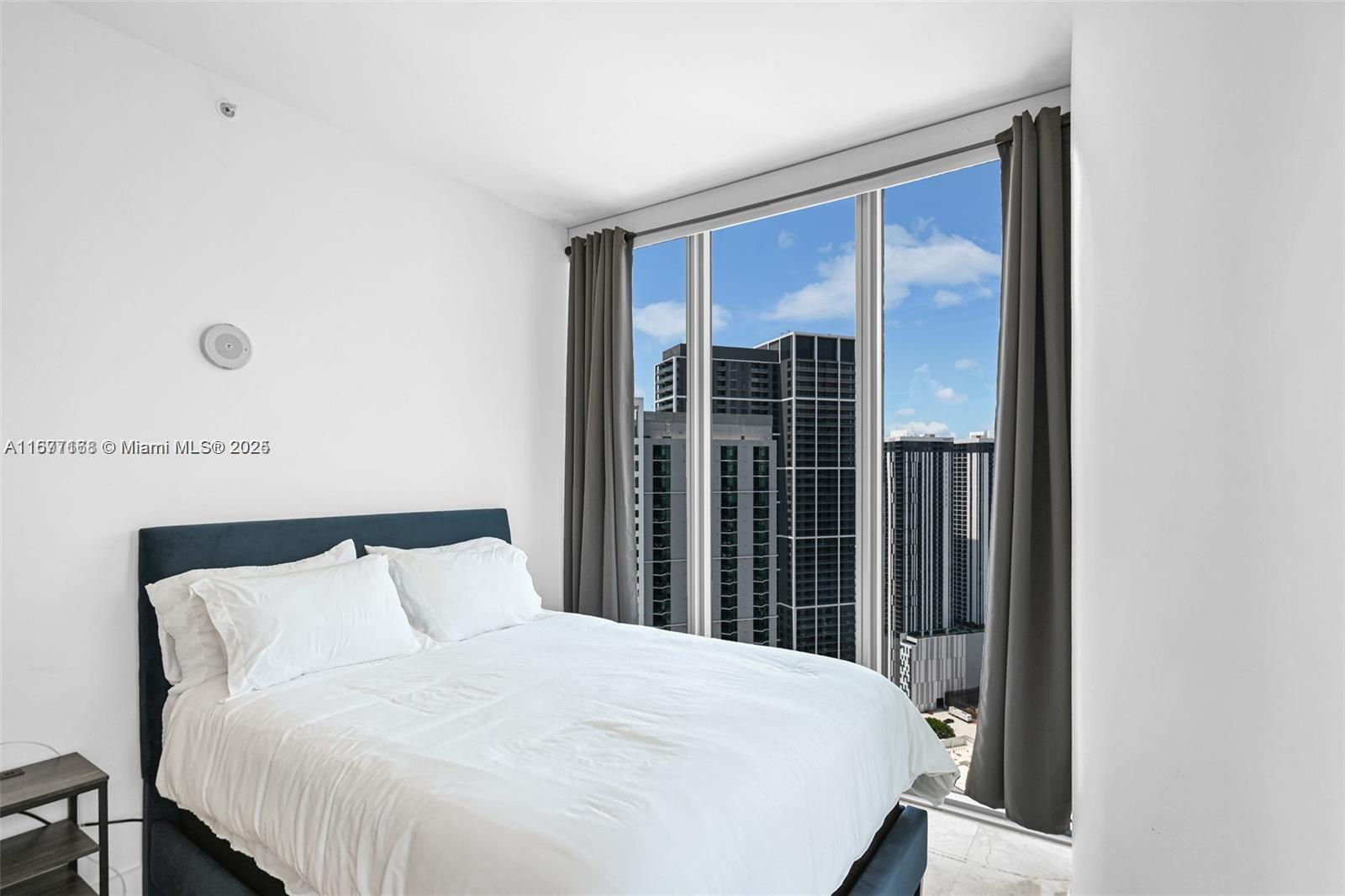 888 Biscayne Blvd #4401, Miami FL 33132