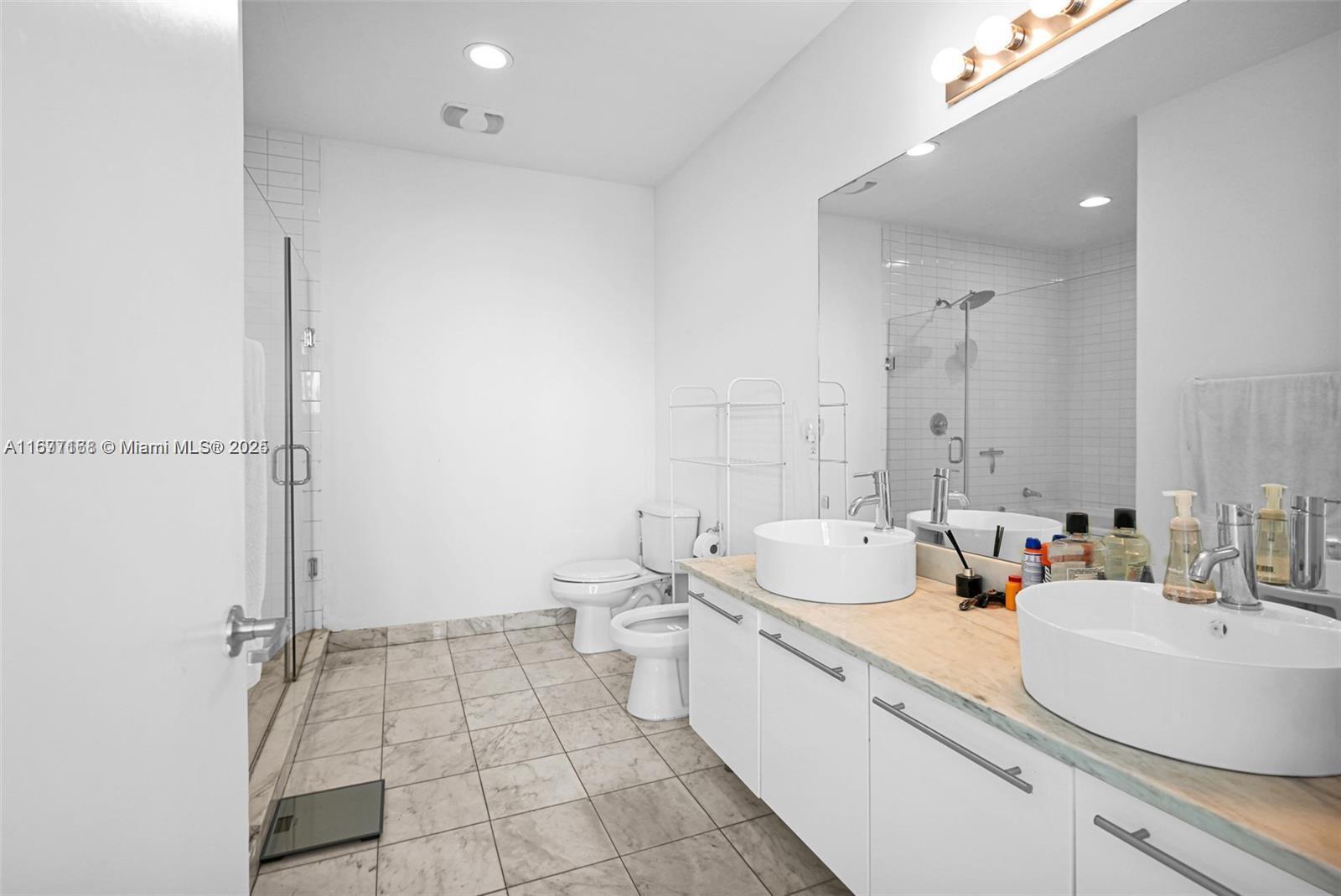 888 Biscayne Blvd #4401, Miami FL 33132