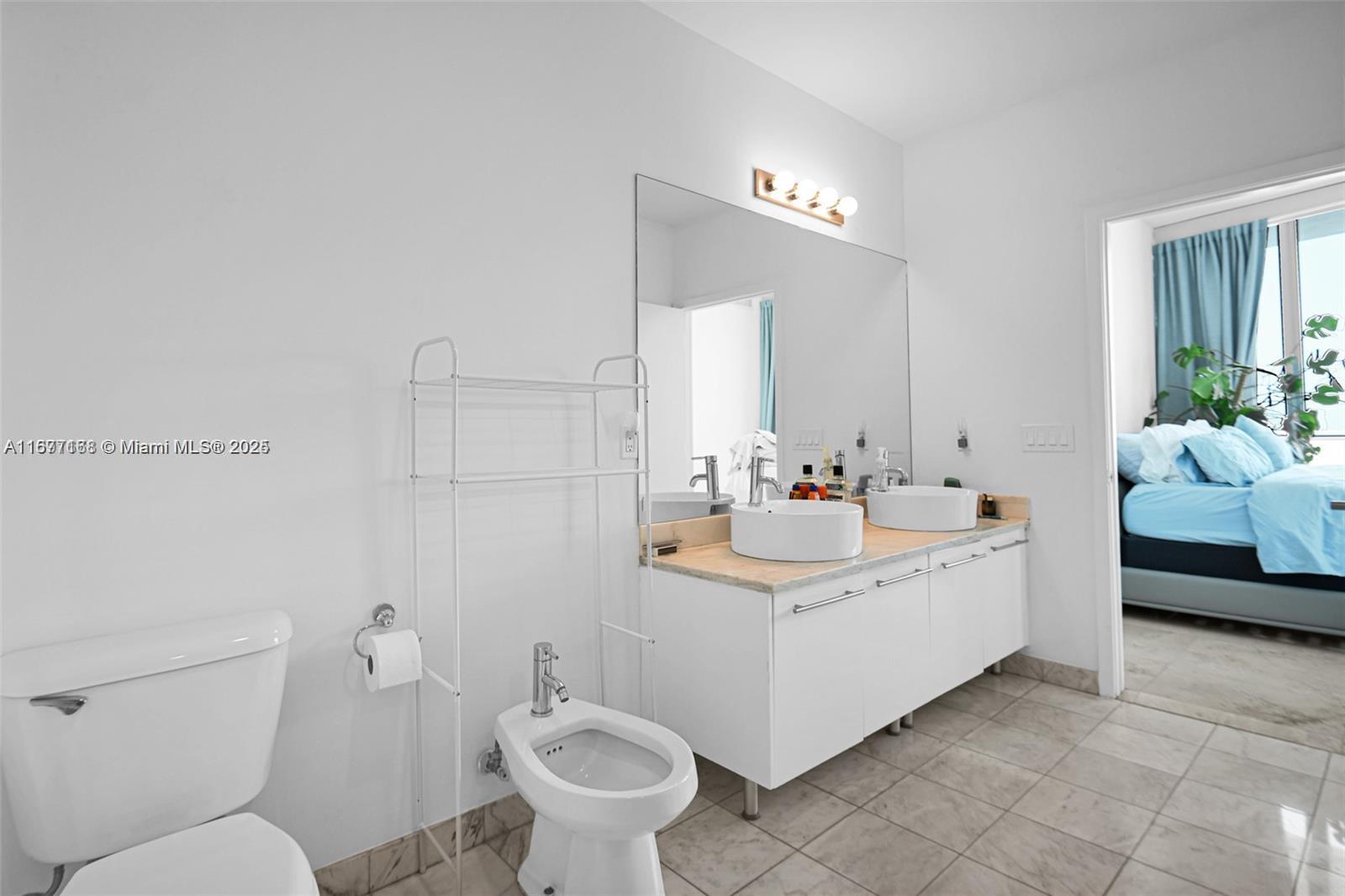 888 Biscayne Blvd #4401, Miami FL 33132